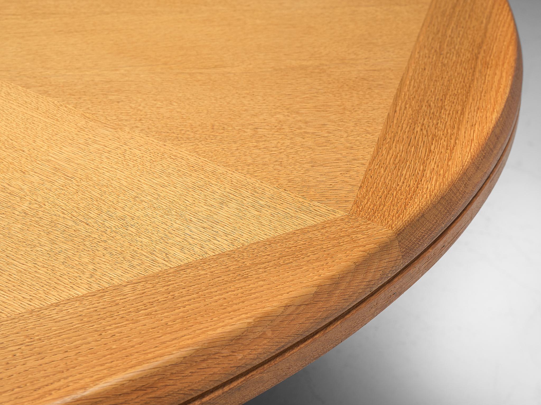 Guillerme et Chambron Extendable Oval Table in Oak 1