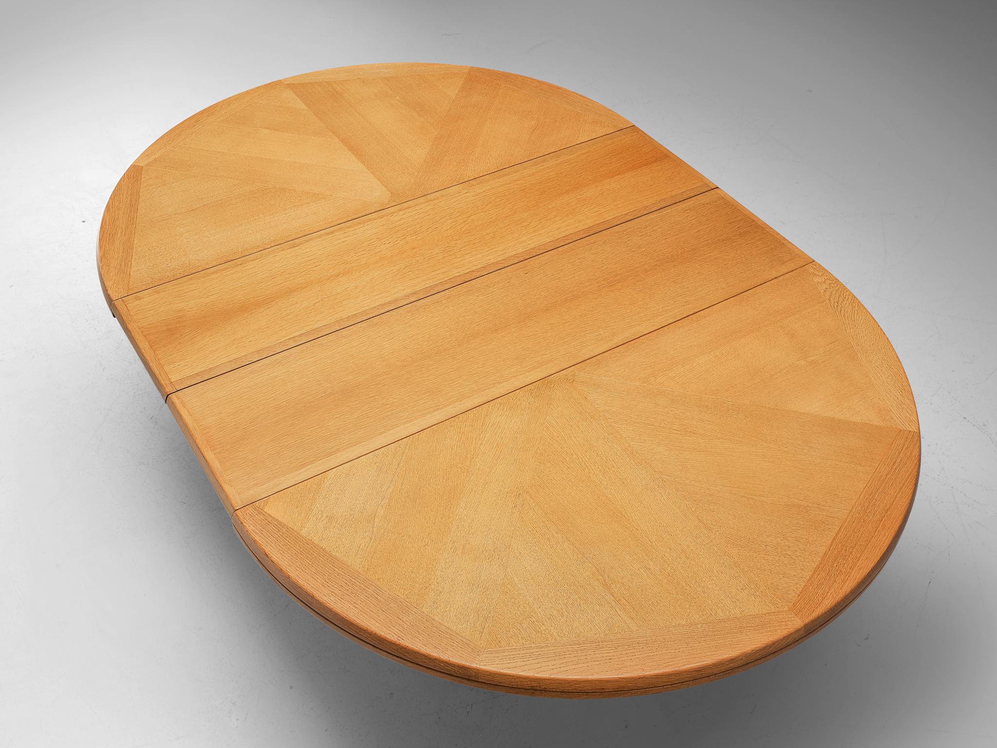 Guillerme et Chambron Extendable Oval Table in Oak 2