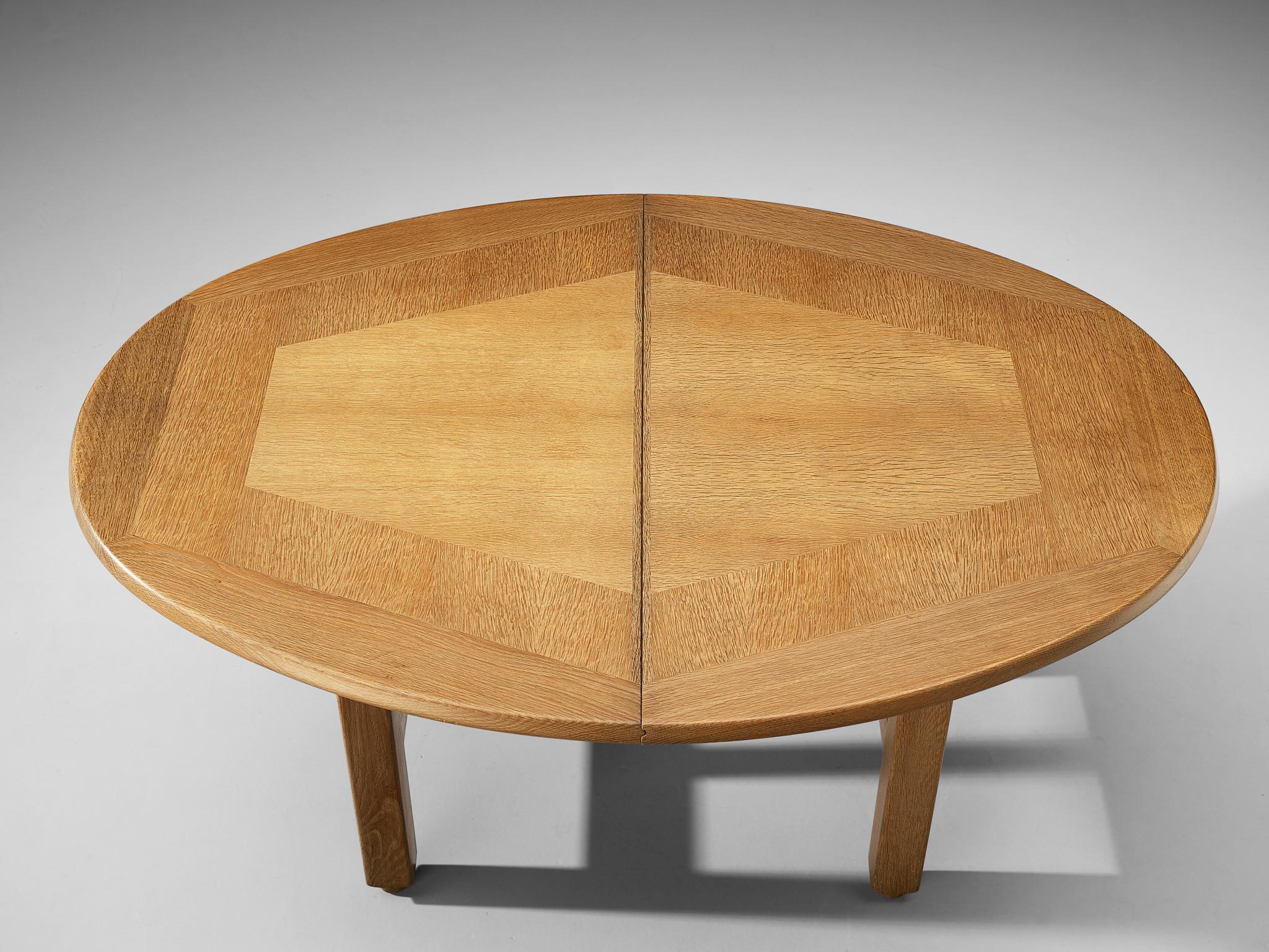 Guillerme et Chambron Extendable Round Dining Table in Oak 6