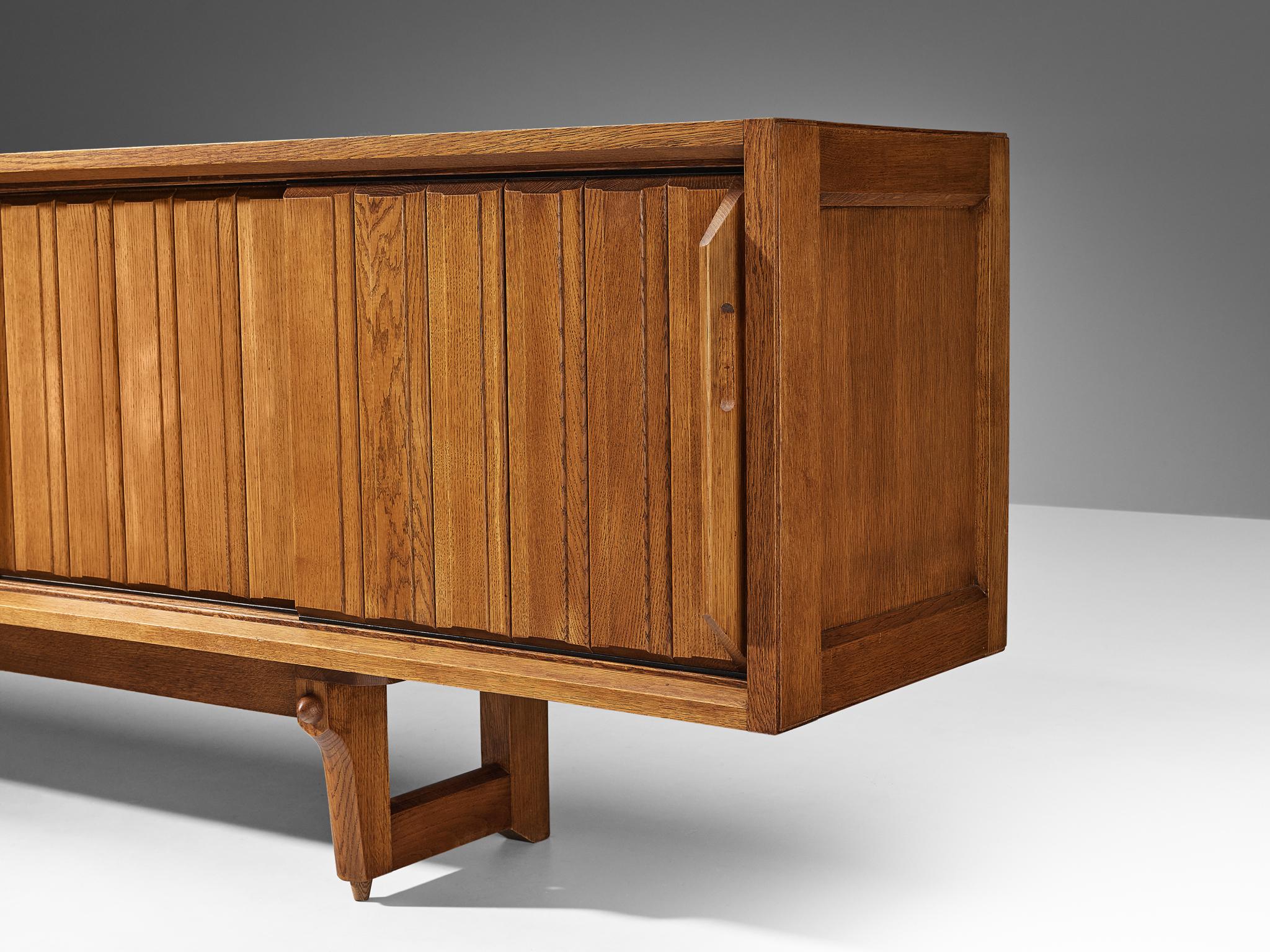 Guillerme et Chambron for Votre Maison Large Sideboard in Oak In Good Condition In Waalwijk, NL