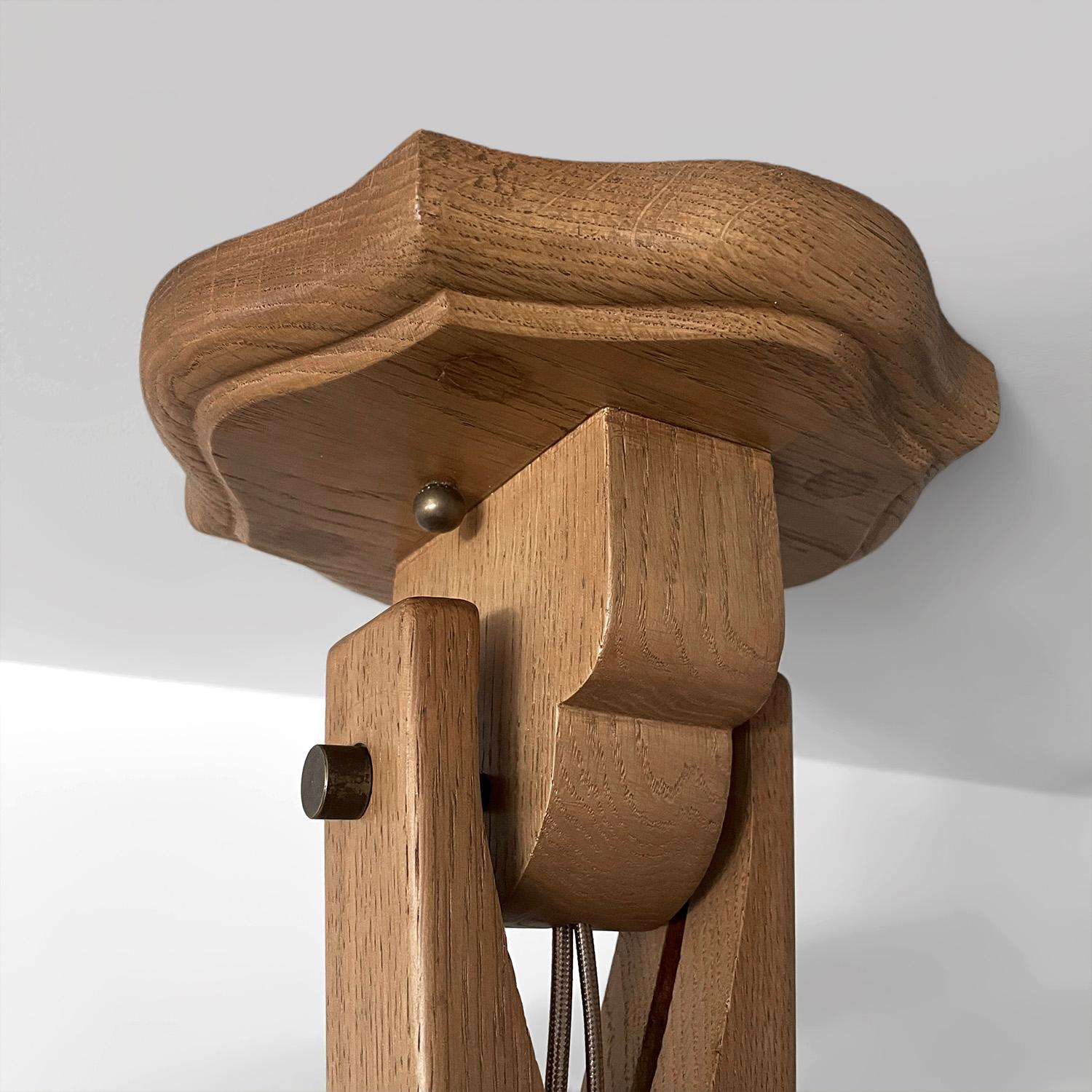 Metà XX secolo Guillerme et Chambron, lampada a sospensione doppia in Oak e ceramica in vendita