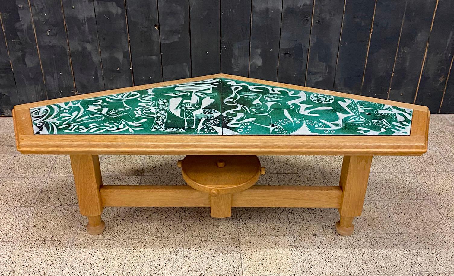 Mid-Century Modern Guillerme et Chambron, Grande table de salon en chêne et lave émaillée en vente