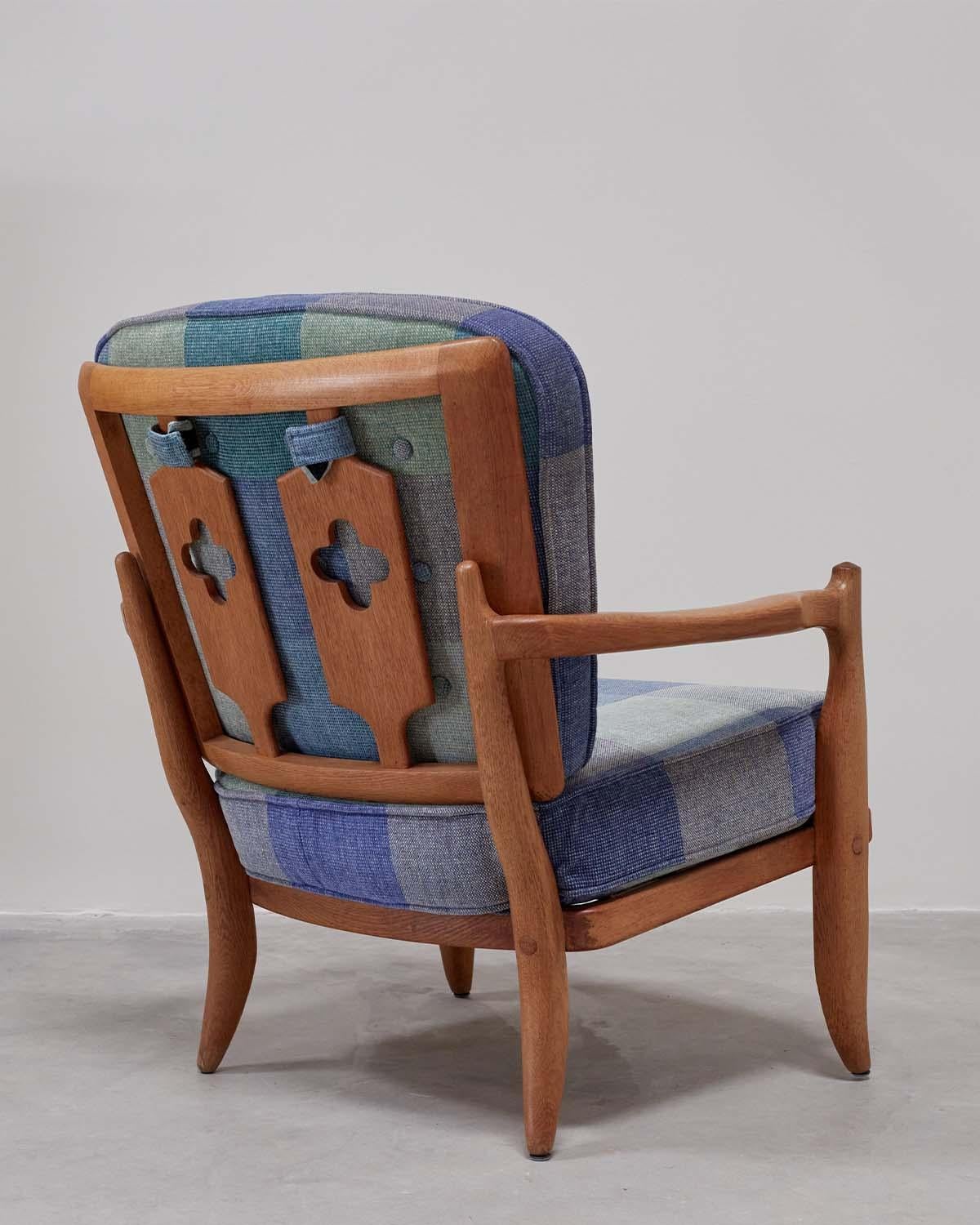 Mid-Century Modern Guillerme et Chambron José chair For Sale