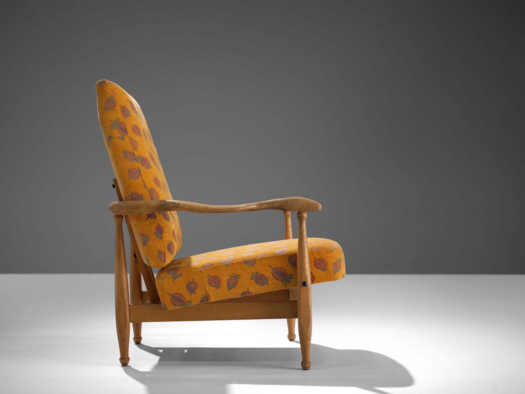 French Guillerme et Chambron Lounge Chair 'Air France' in Oak