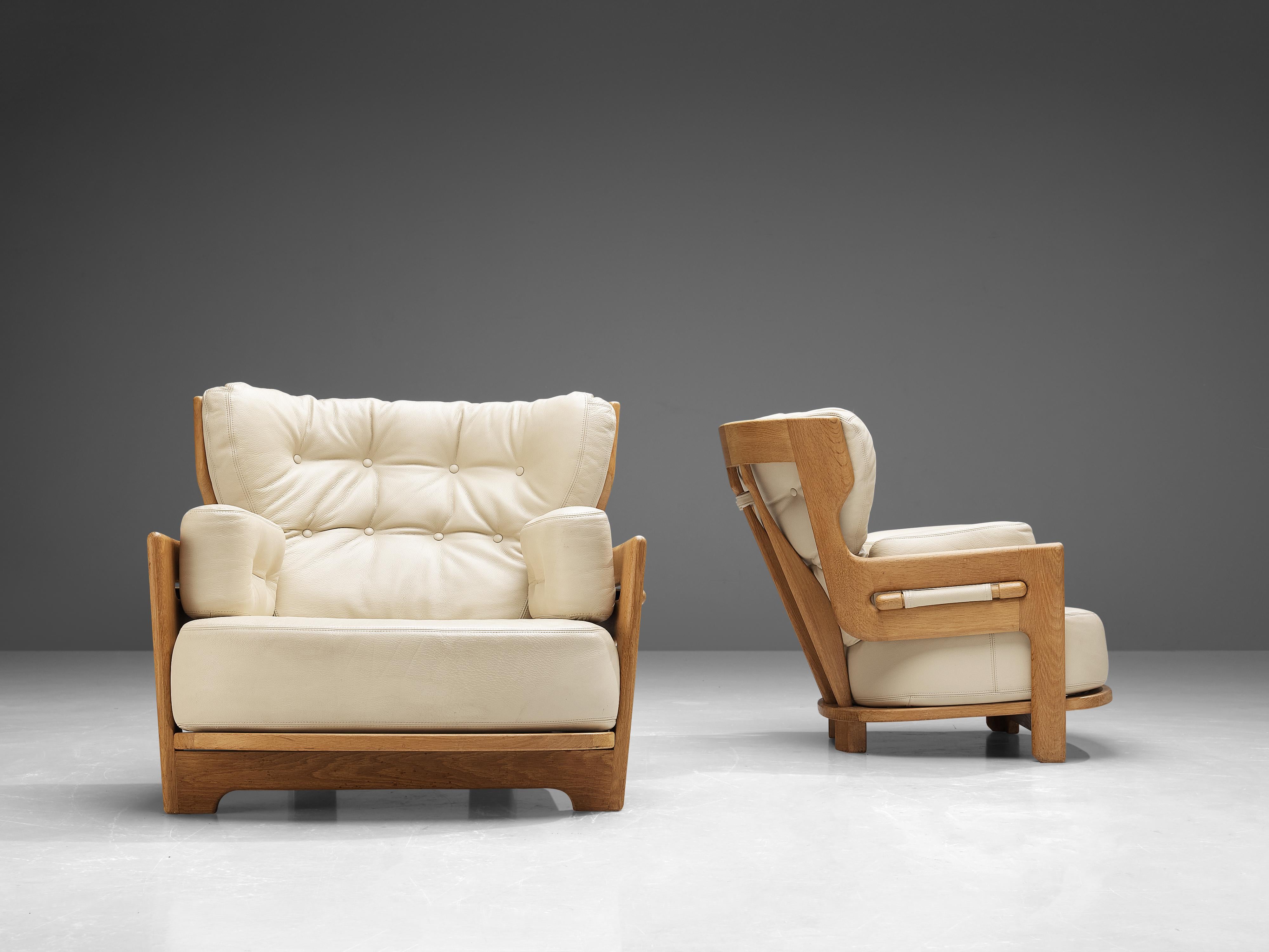 Mid-Century Modern Guillerme et Chambron Lounge Chairs Model 'Denis' in Solid Oak and Leather