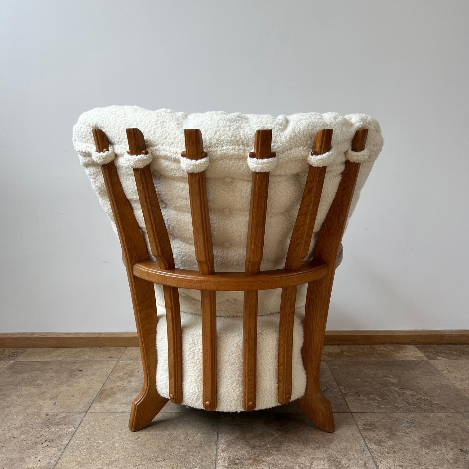 Mid-Century Modern Guillerme et Chambron Mid-Century French Oak Armchair For Sale