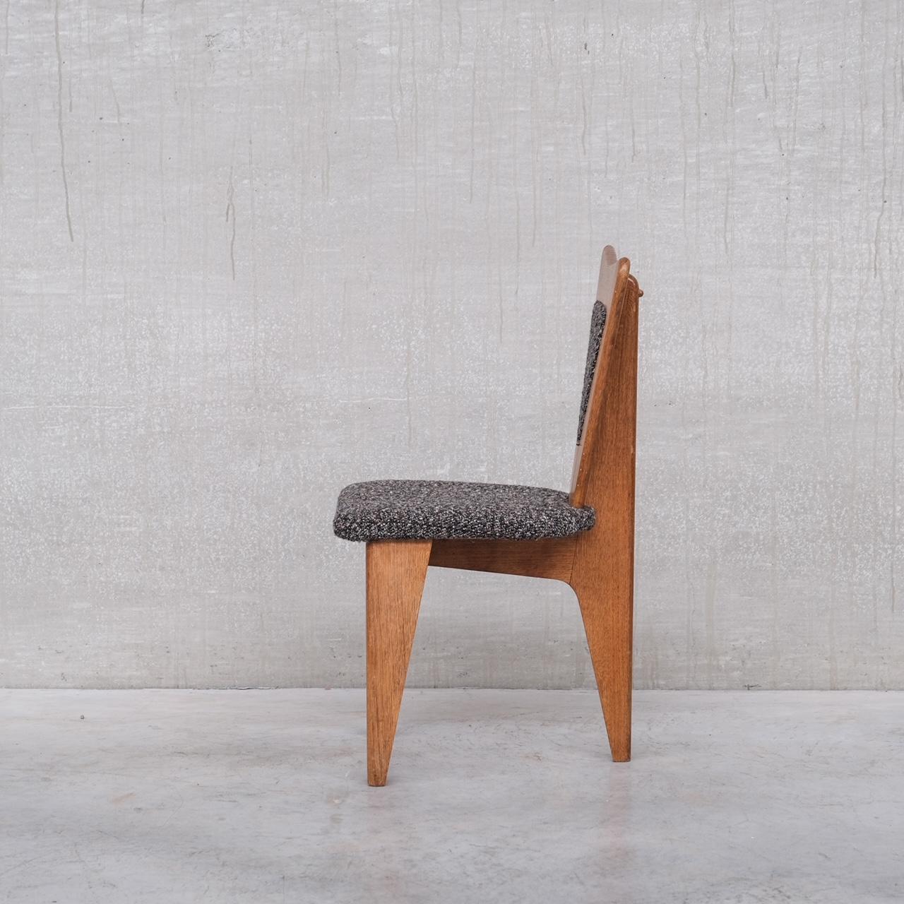 French Guillerme et Chambron Mid-Century Oak Tripod Desk or Vanity Chair