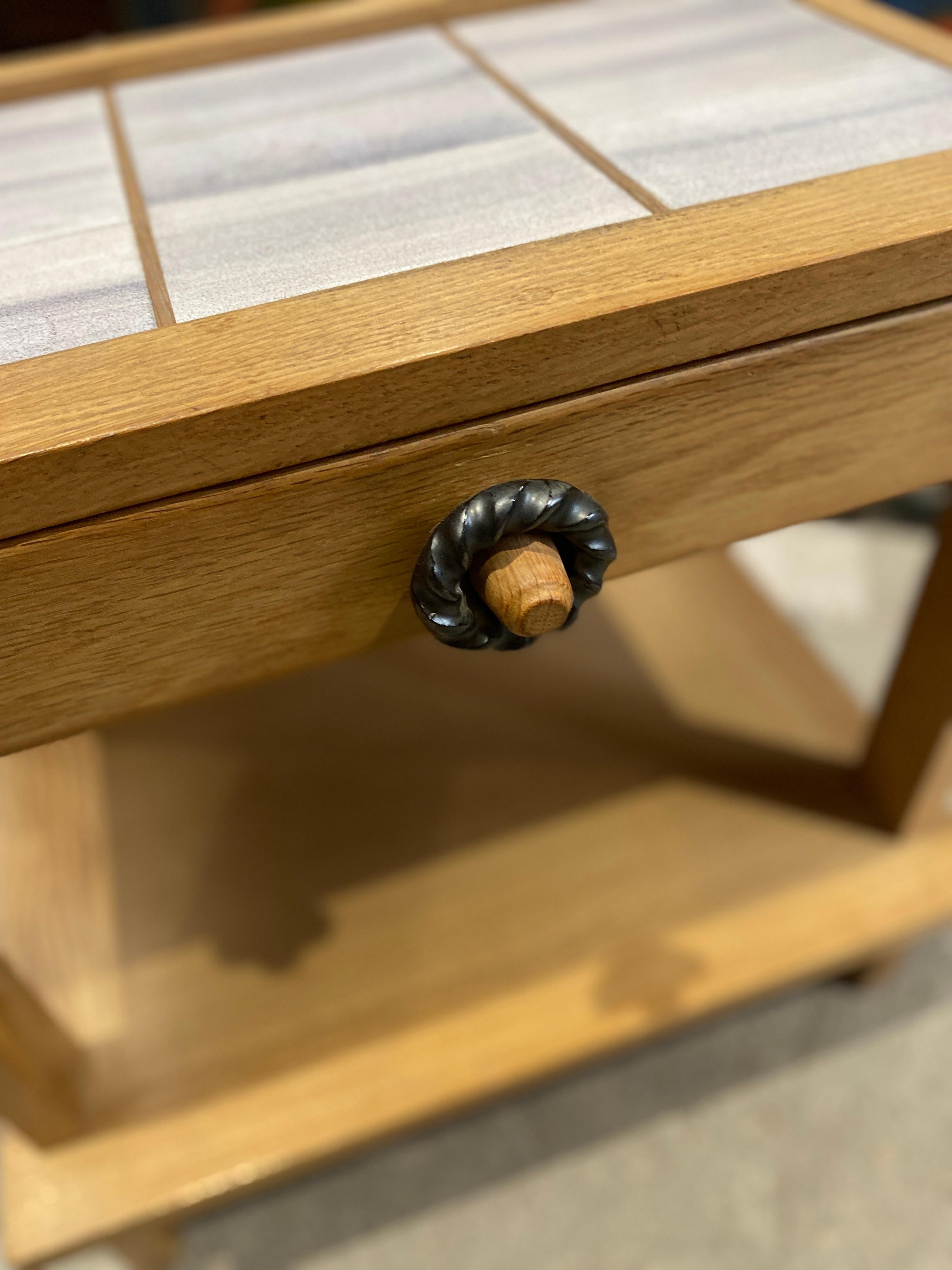 Céramique Guillerme et Chambron table de nuit ou d'appoint en Oak Oak et céramique en vente