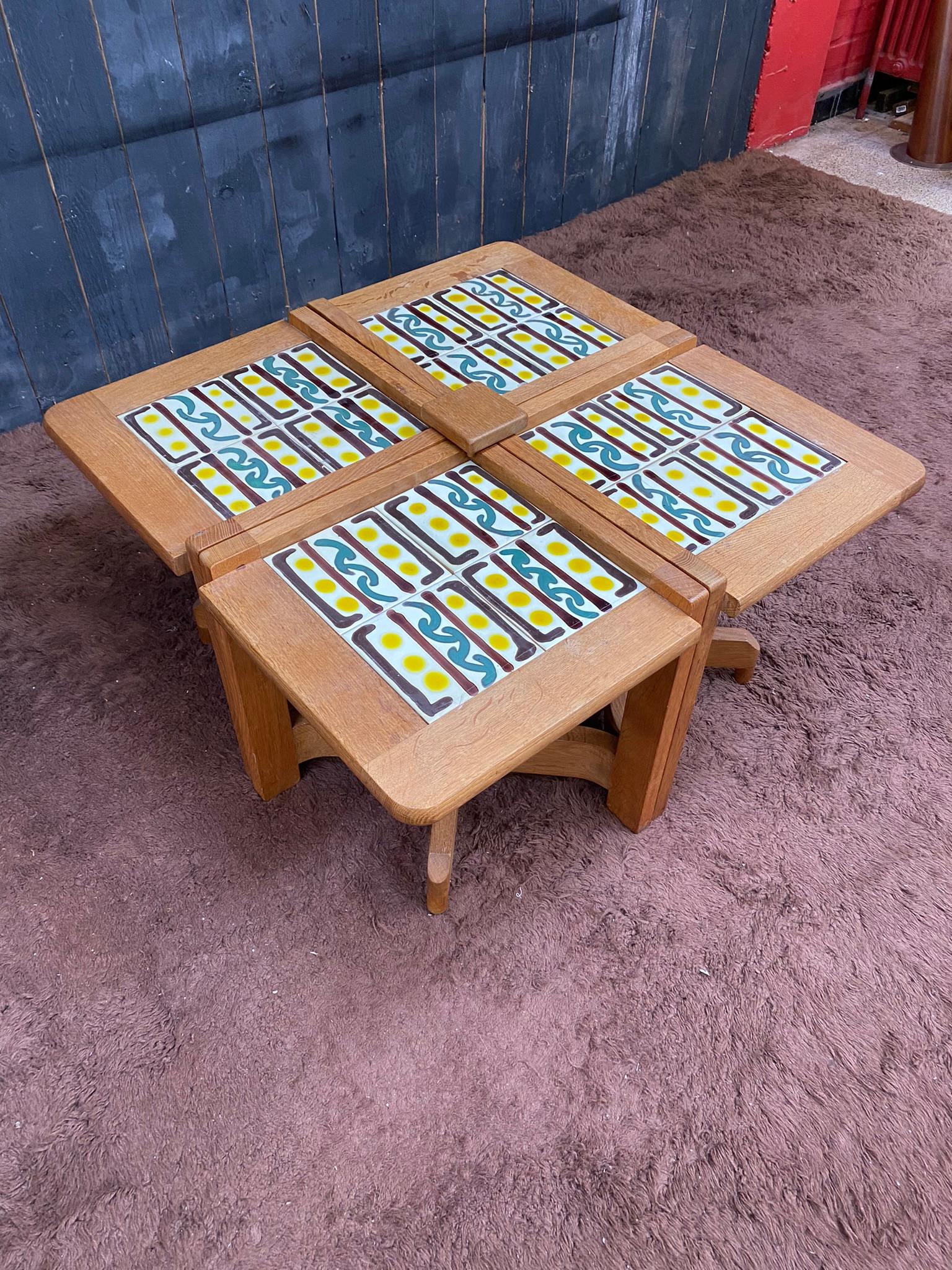 Fin du 20e siècle Guillerme et Chambron, table basse en chêne et céramique Édition Votre Maison, 1970 en vente
