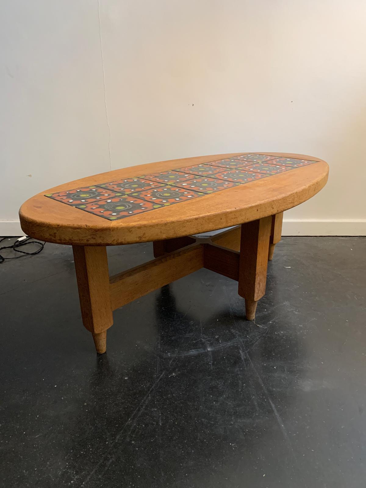 Table basse en chêne et céramique Guillerme et Chambron Bon état - En vente à Saint-Ouen, FR