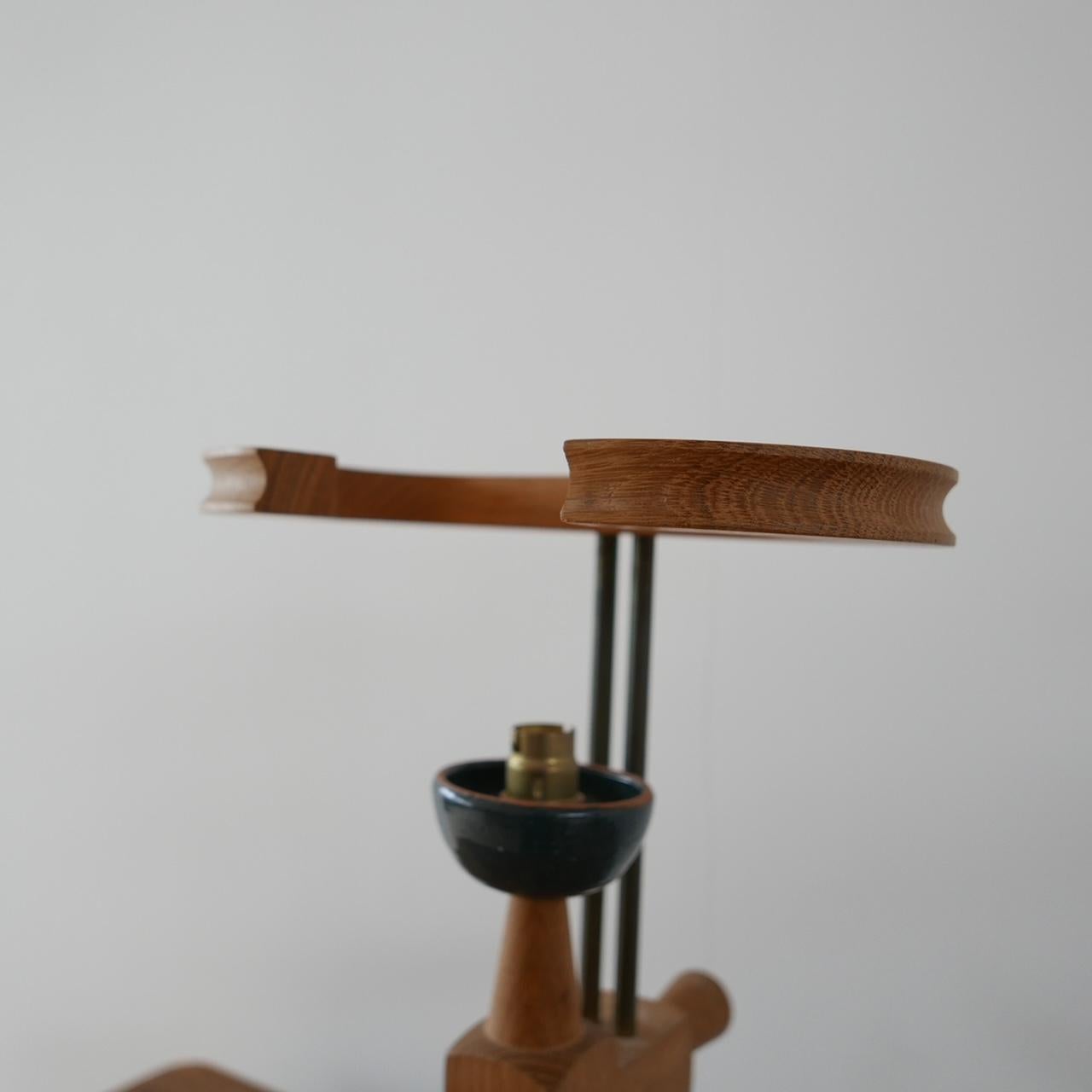 Céramique Lampes de table du milieu du siècle dernier Guillerme et Chambron en chêne et céramique (3 disponibles) en vente