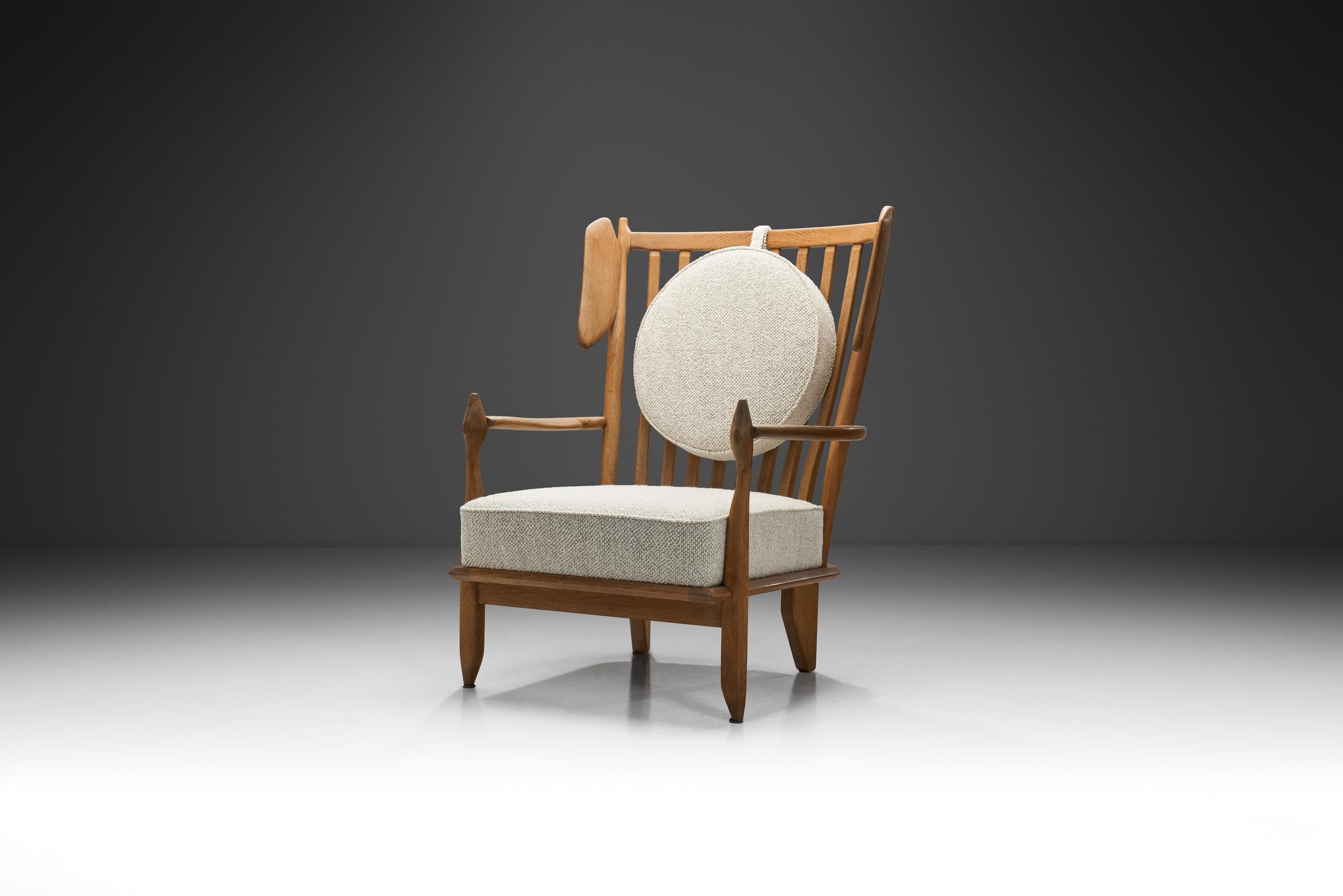The well-known french duo Guillerme et Chambron, sharing a passion for design, started Votre Maison in the late 1940s alongside cabinetmaker Émile Dariosecq. The name Votre Maison was inspired by their desire to create furniture that evokes a sense
