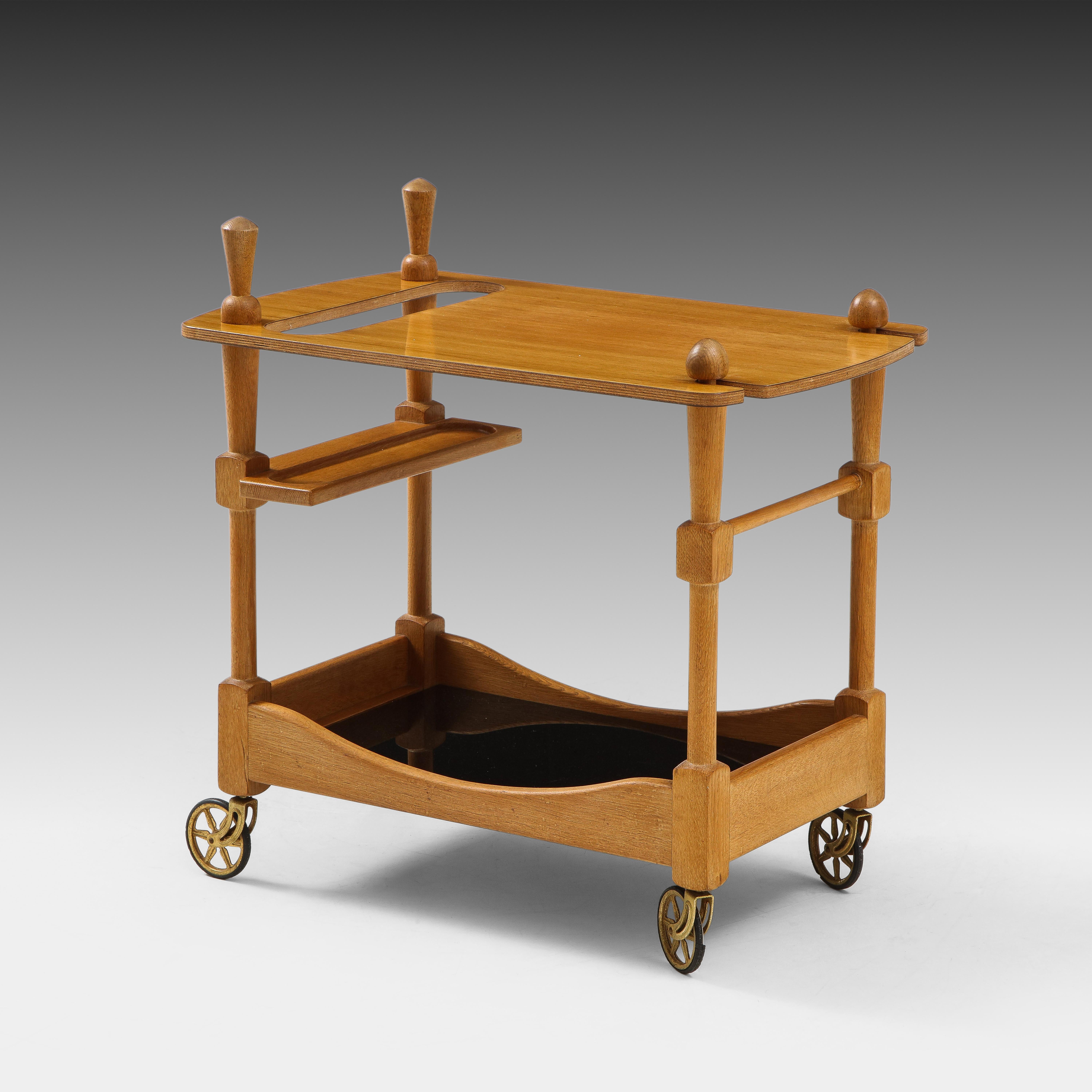 Mid-20th Century Guillerme et Chambron Bar Cart in Oak and Black Glass, France, 1960s