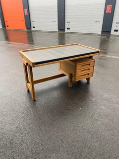 Guillerme et Chambron, Scrivania in Oak, Edition Votre Maison, circa 1970