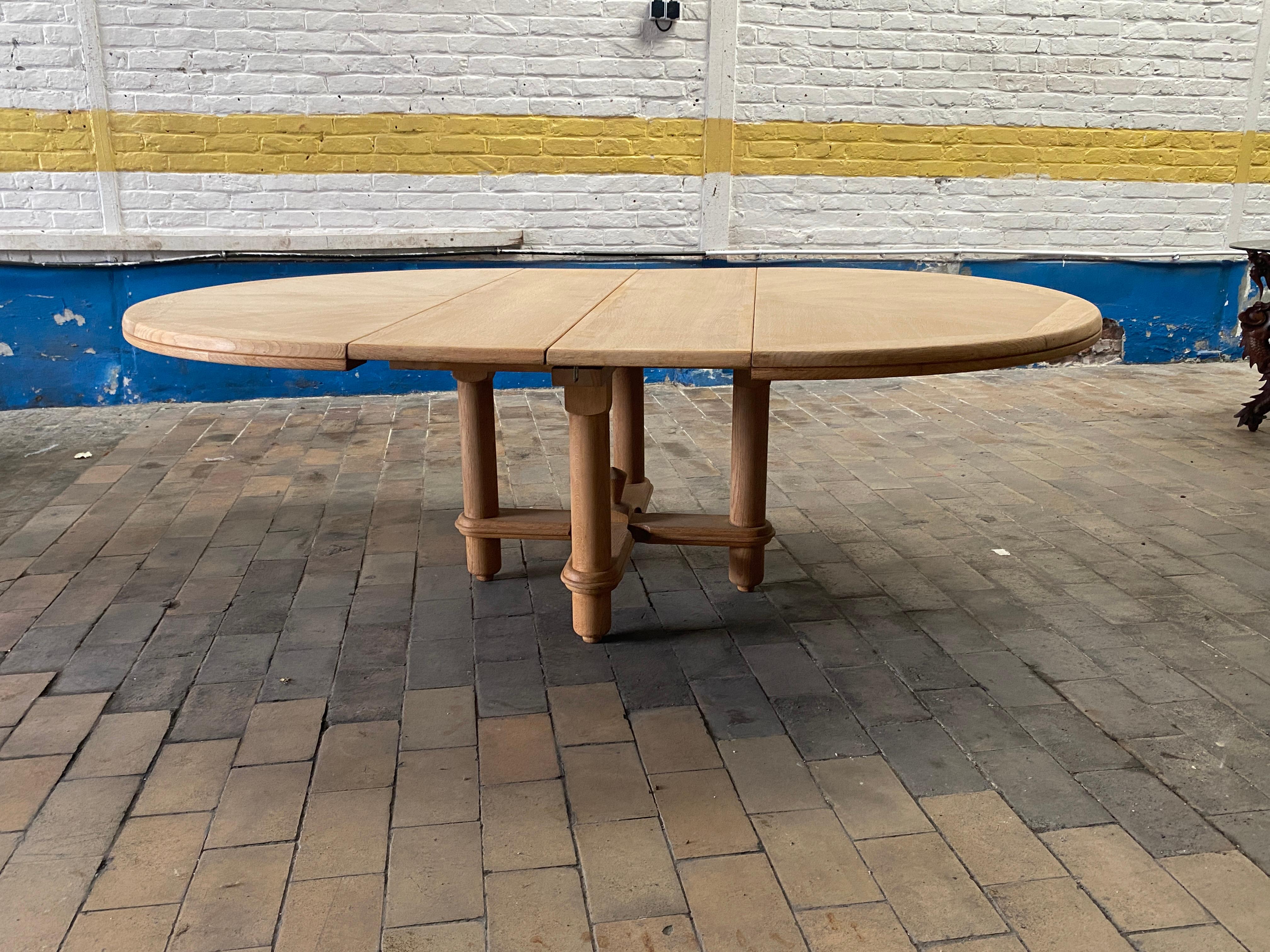 Guillerme et Chambron  Table de salle à manger en Oak Victorine, Edition Votre Maison Bon état - En vente à Mouscron, WHT