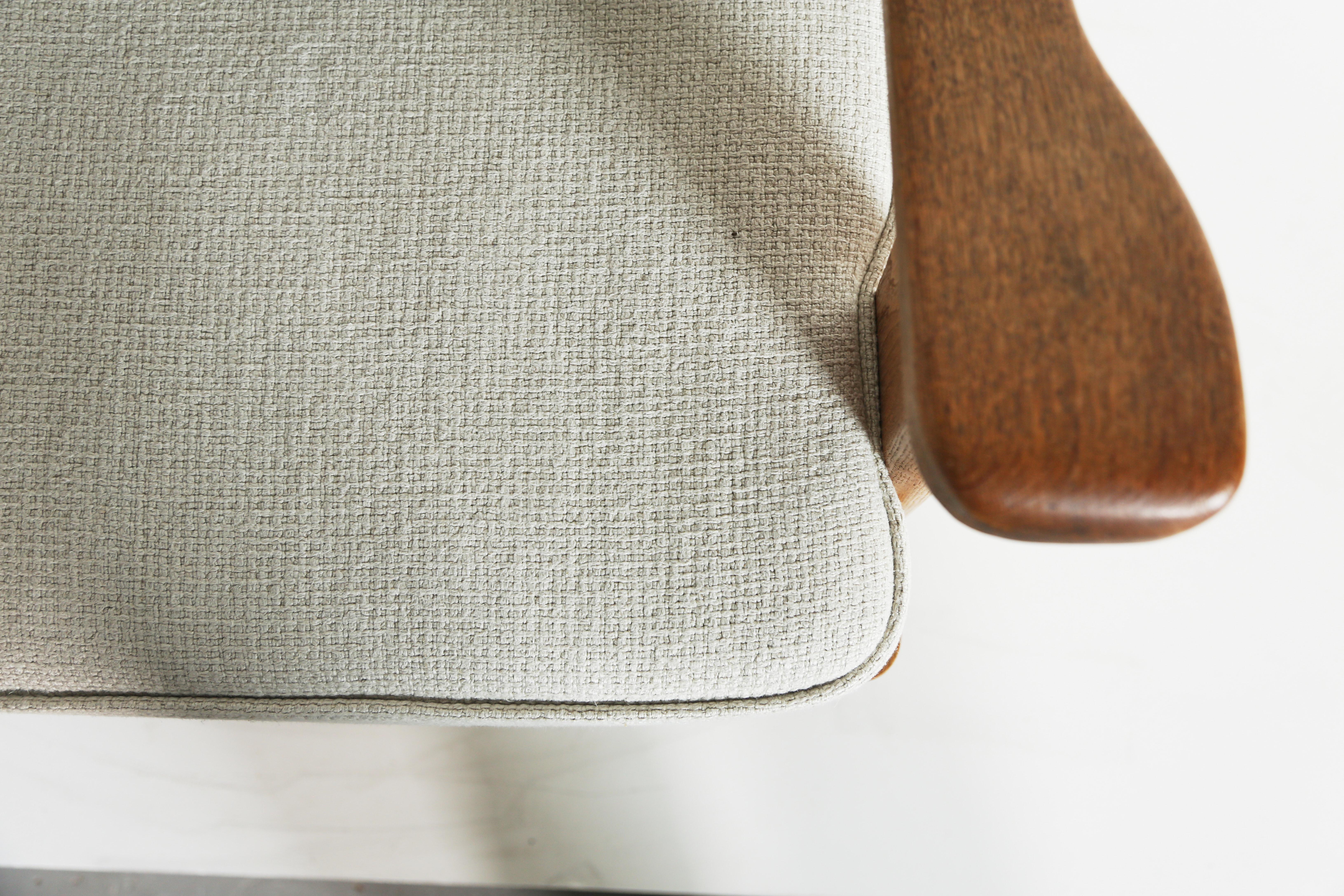 Guillerme et Chambron Oak Lounge Chair / Armchair, France, 1960s For Sale 10