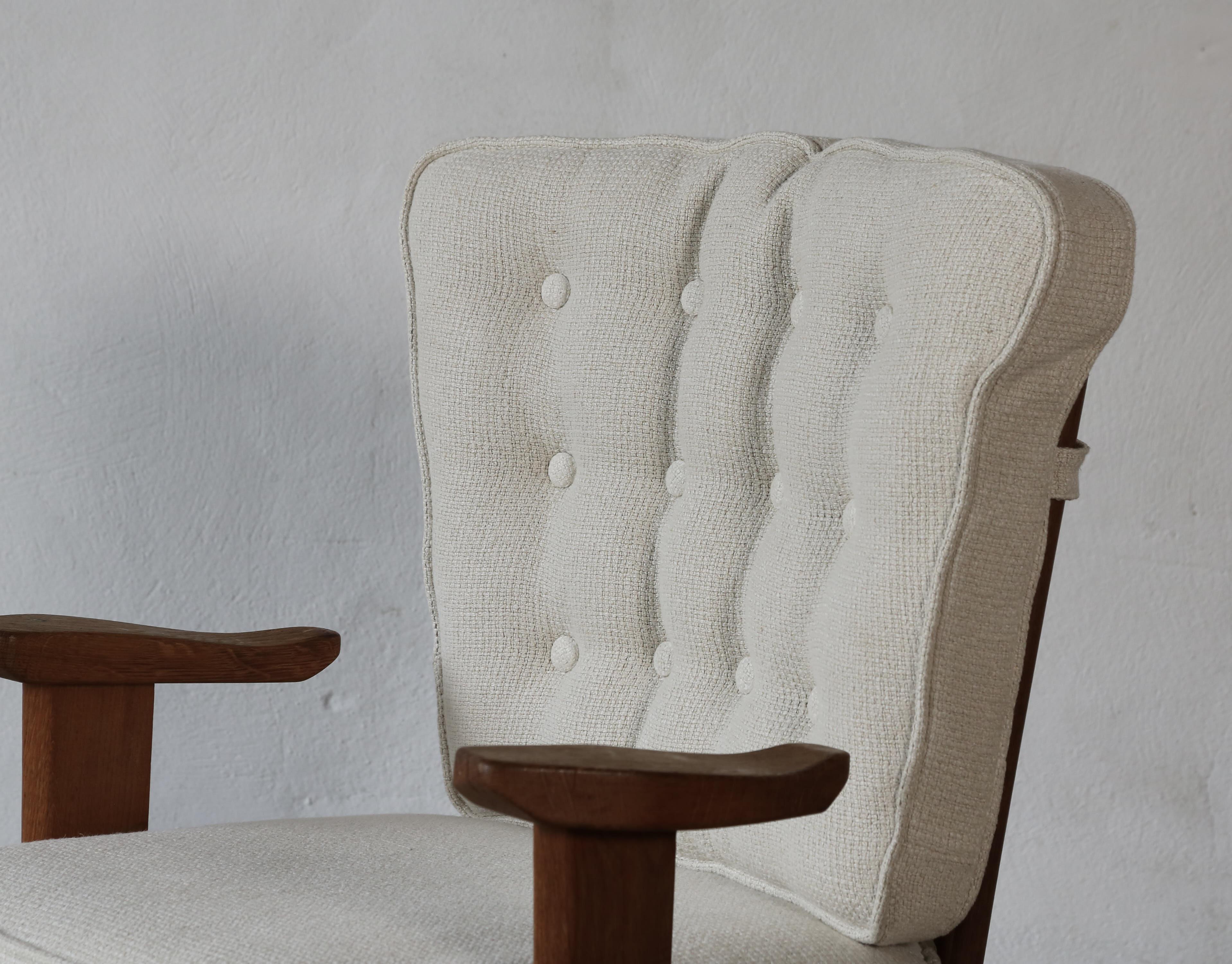 Mid-Century Modern Guillerme et Chambron Oak Lounge Chair / Armchair, France, 1960s