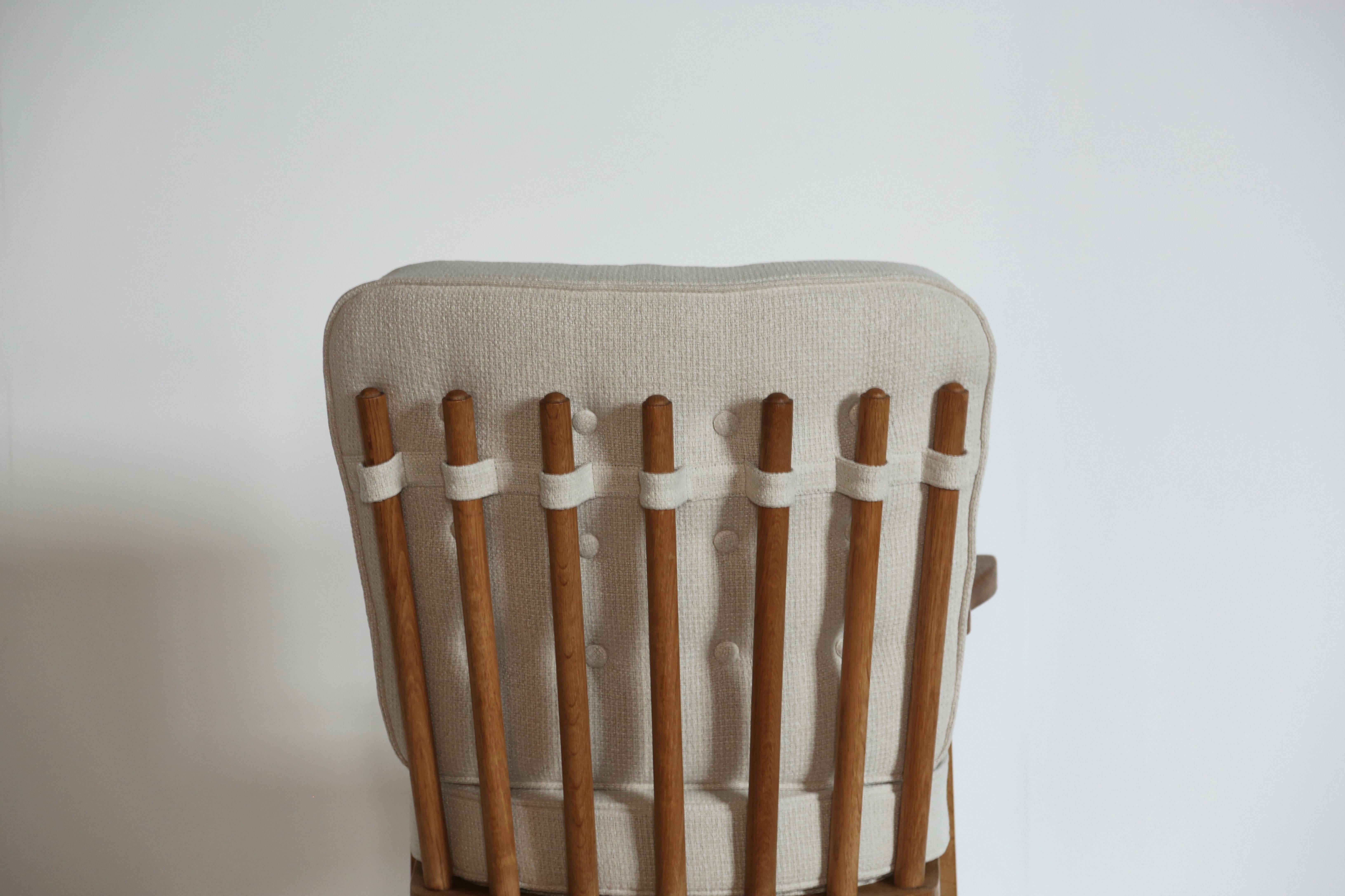 Guillerme et Chambron Oak Lounge Chair / Armchair, France, 1960s For Sale 1