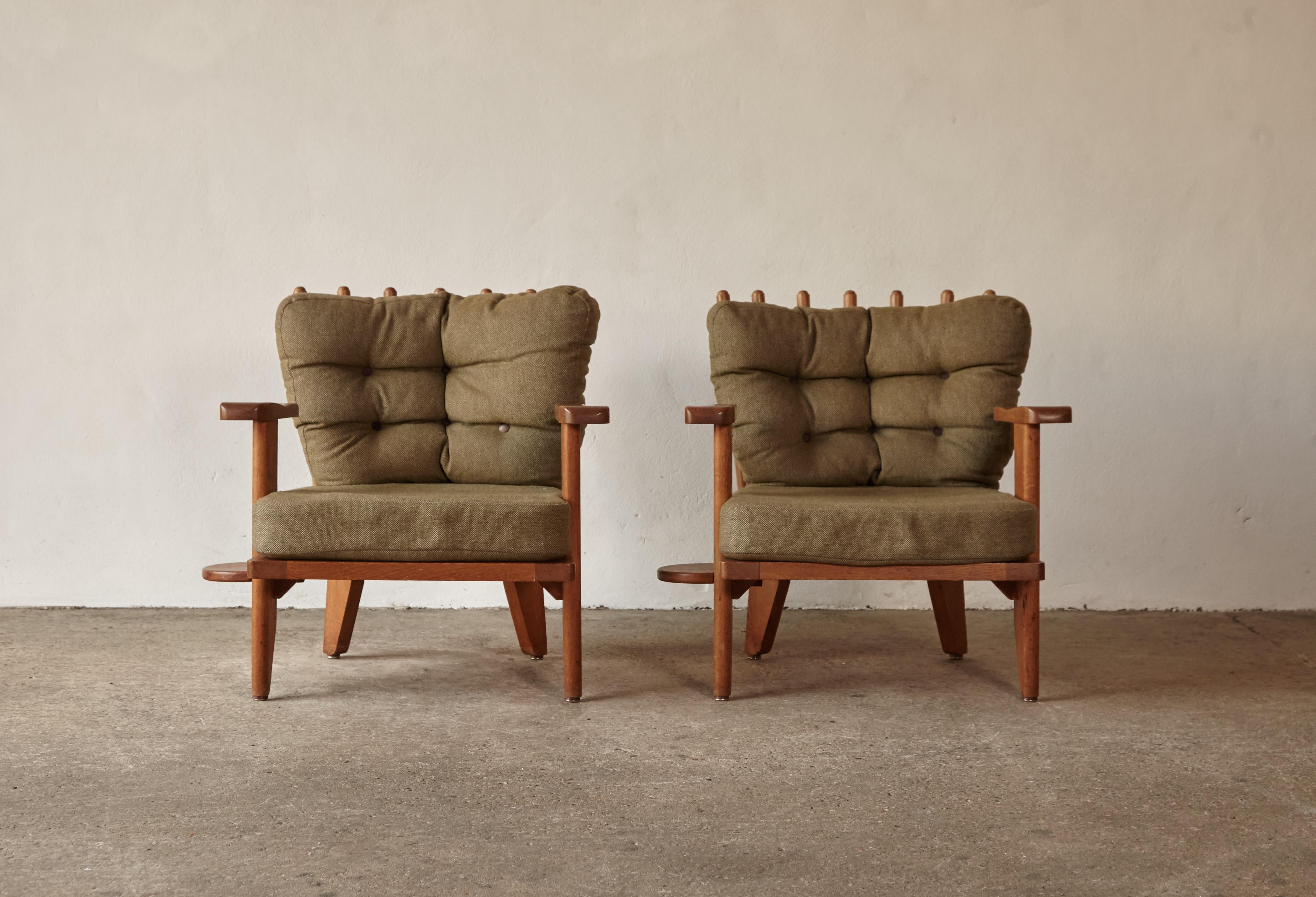 Guillerme et Chambron Oak Low Lounge Chairs / Armchairs, France, 1960s 6