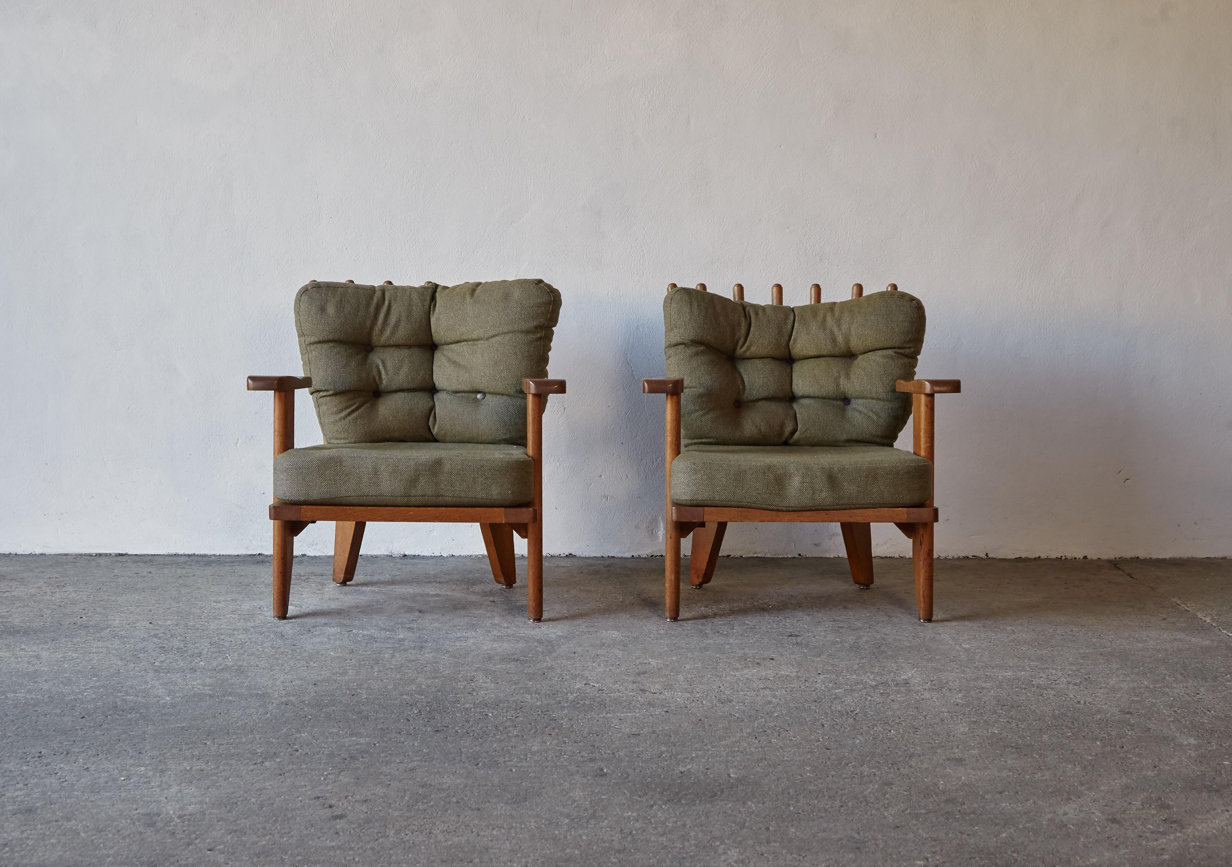 Guillerme et Chambron Oak Low Lounge Chairs / Armchairs, France, 1960s 9