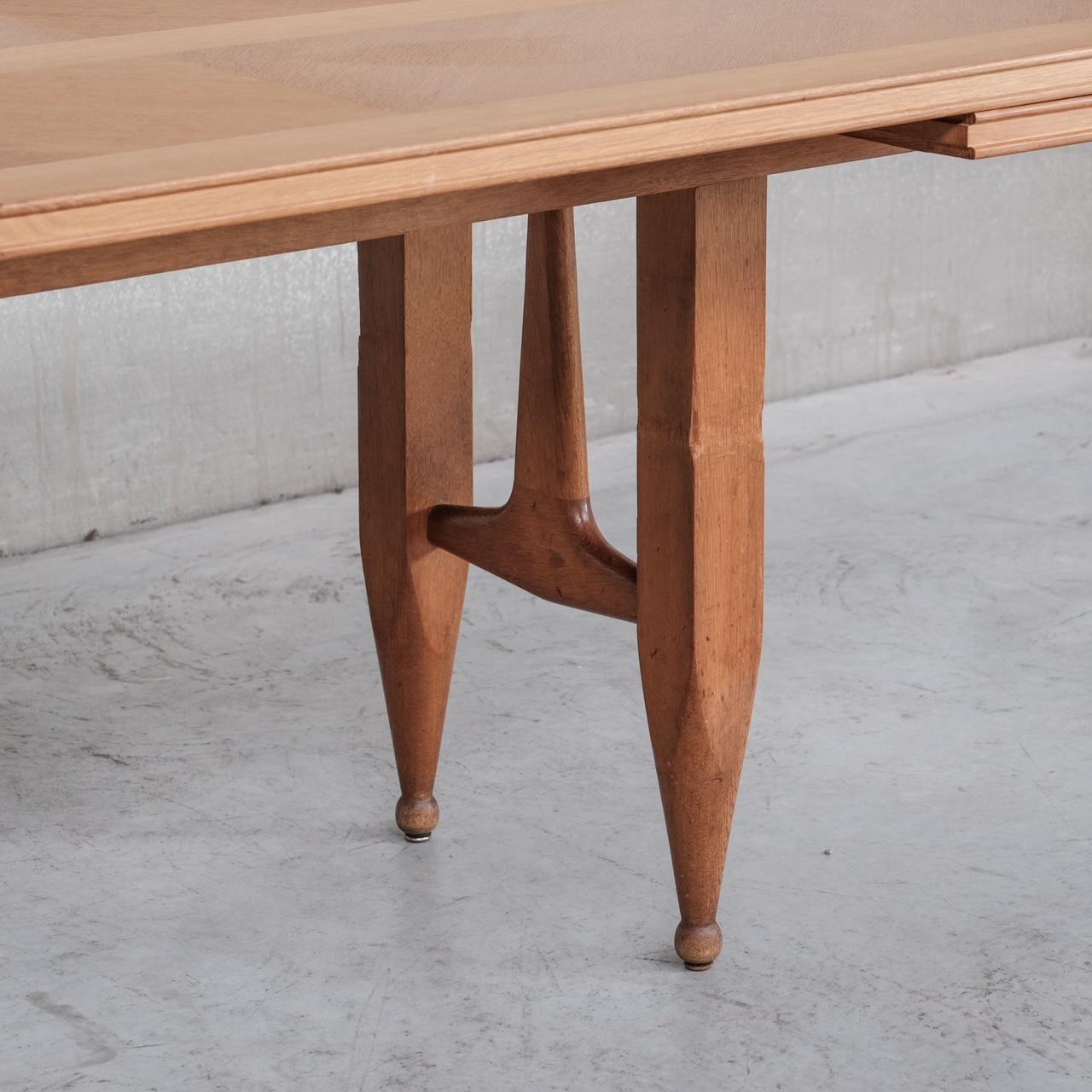 Guillerme et Chambron Oak Mid-Century Dining Table In Good Condition In London, GB