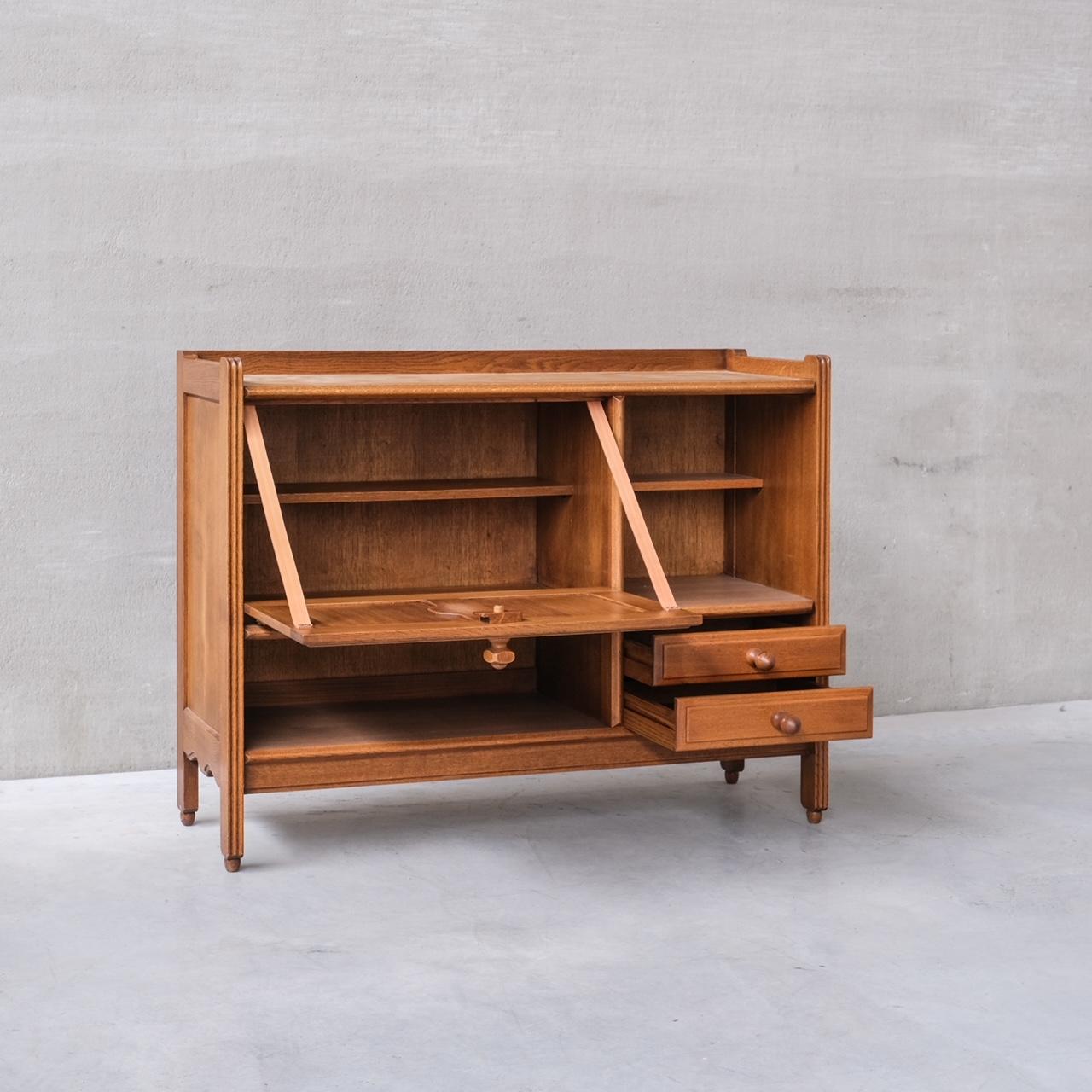 Guillerme et Chambron Oak Mid-Century French Cabinet Sideboard In Good Condition For Sale In London, GB