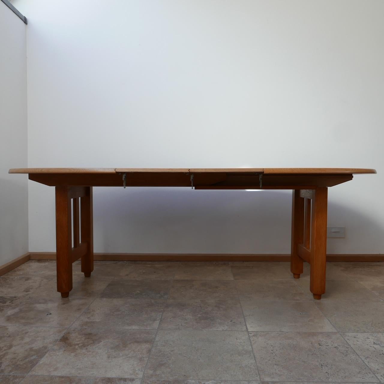Late 20th Century Guillerme et Chambron Oak Oval French Extendable Dining Table