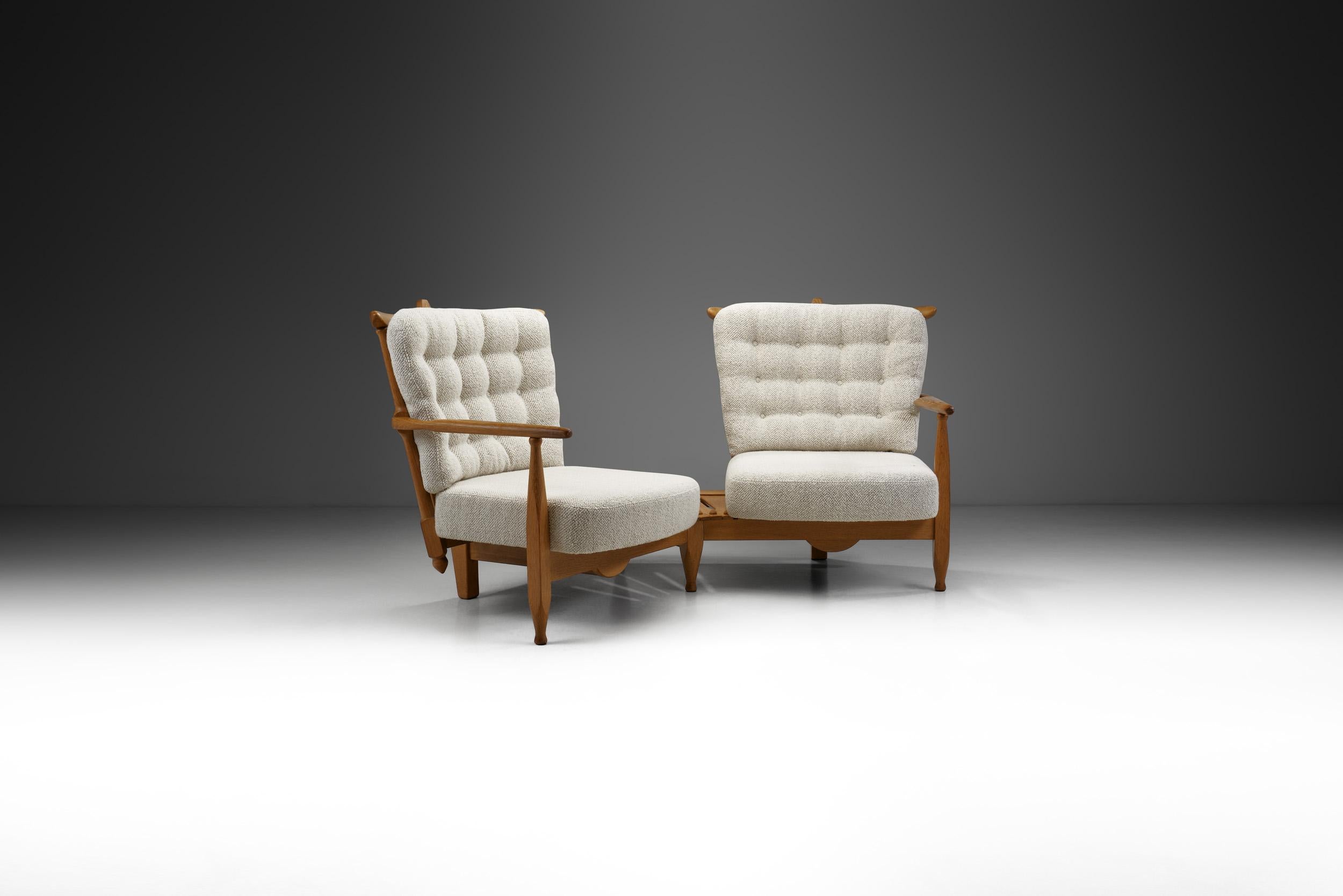 Mid-Century Modern Guillerme et Chambron Oak Settee with Connecting Table, France 1950s en vente