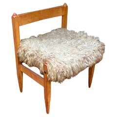 Chaise d'appoint en chêne Guillerme et Chambron Edition "Votre Maison" circa 1970
