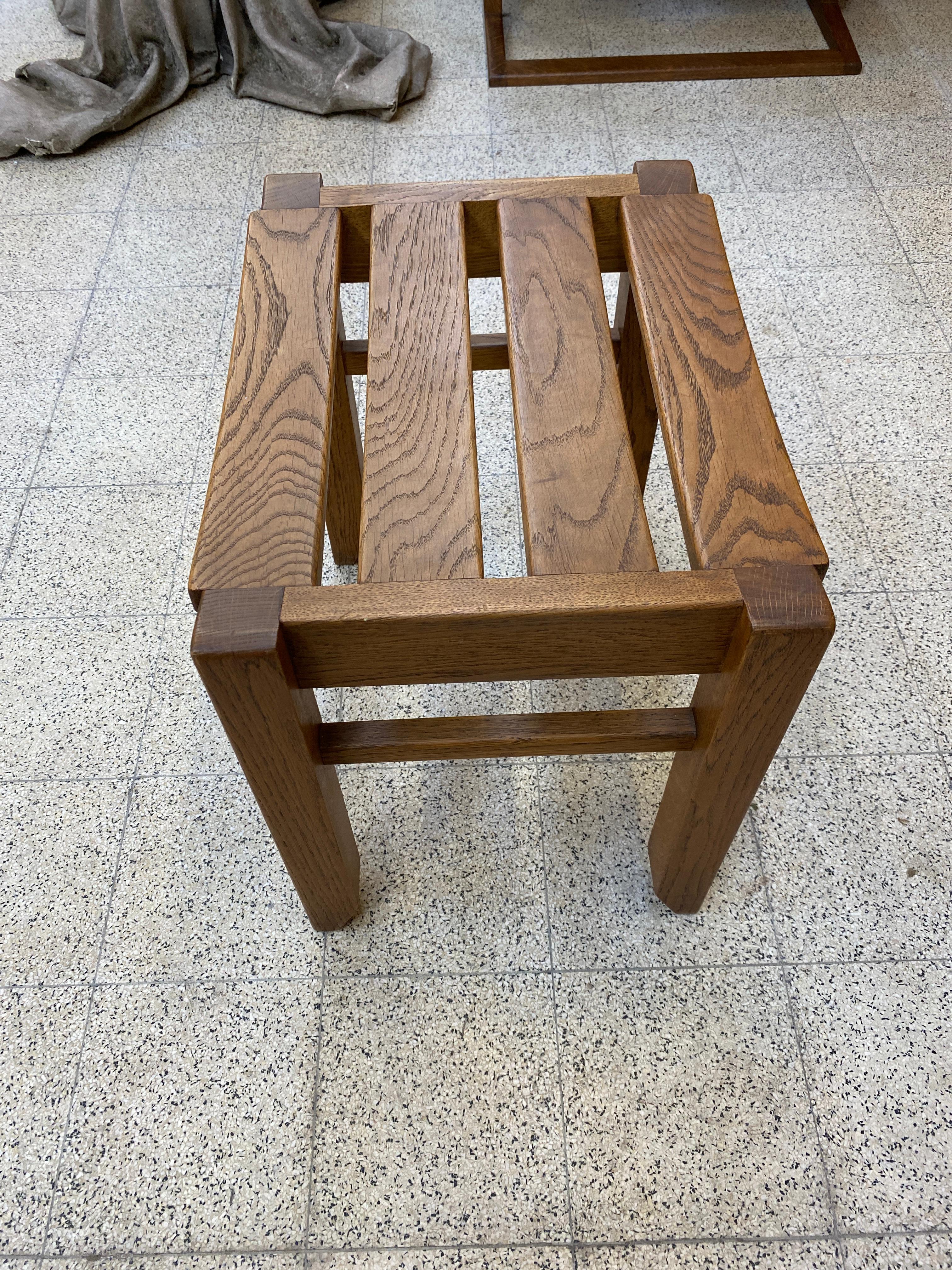 Francese Guillerme et Chambron, Sgabello in Oak, Edition Votre Maison, circa 1970 in vendita