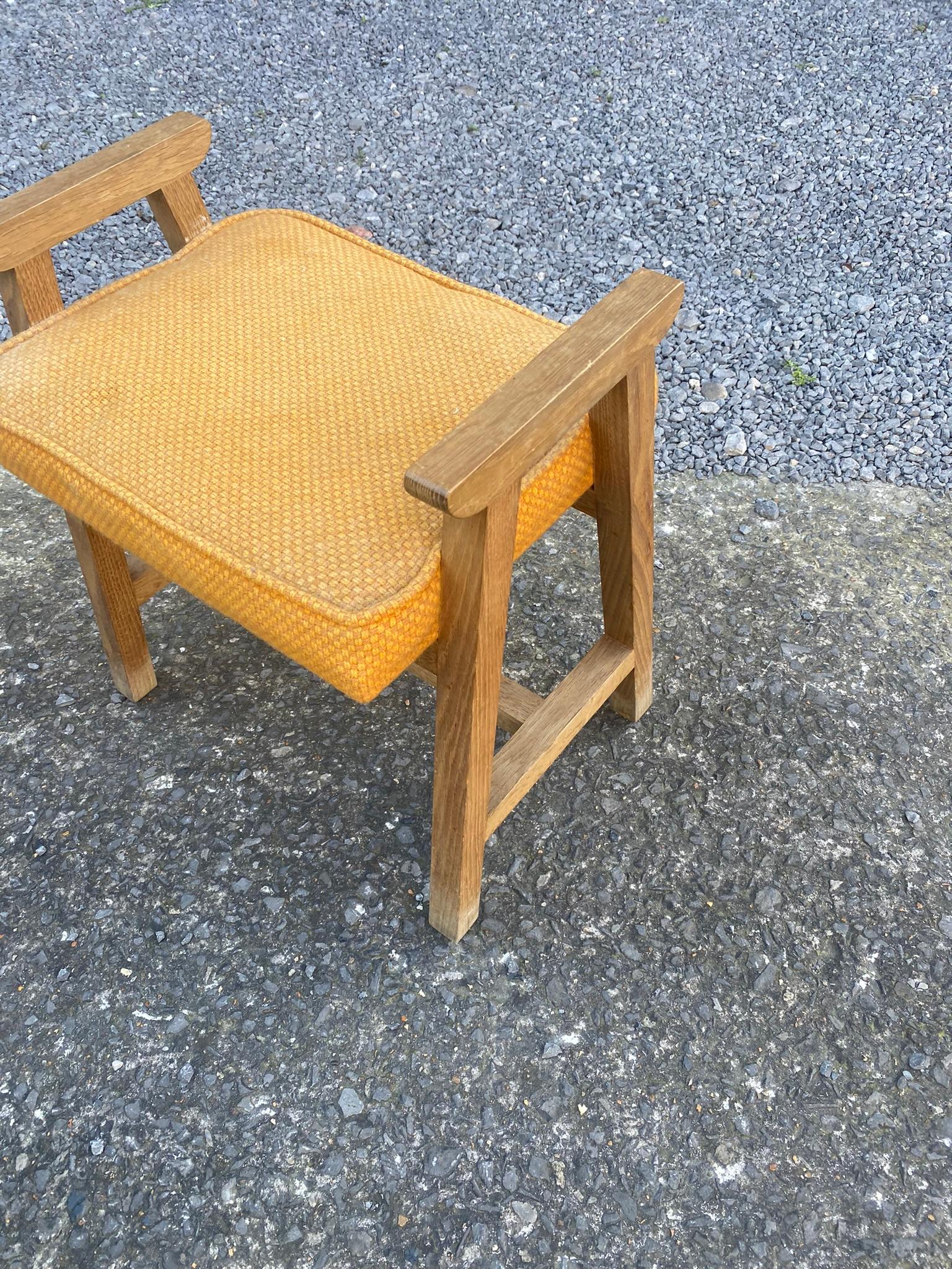 Guillerme et Chambron, Sgabello in Oak, Edition Votre Maison, circa 1970 In condizioni buone in vendita a Saint-Ouen, FR