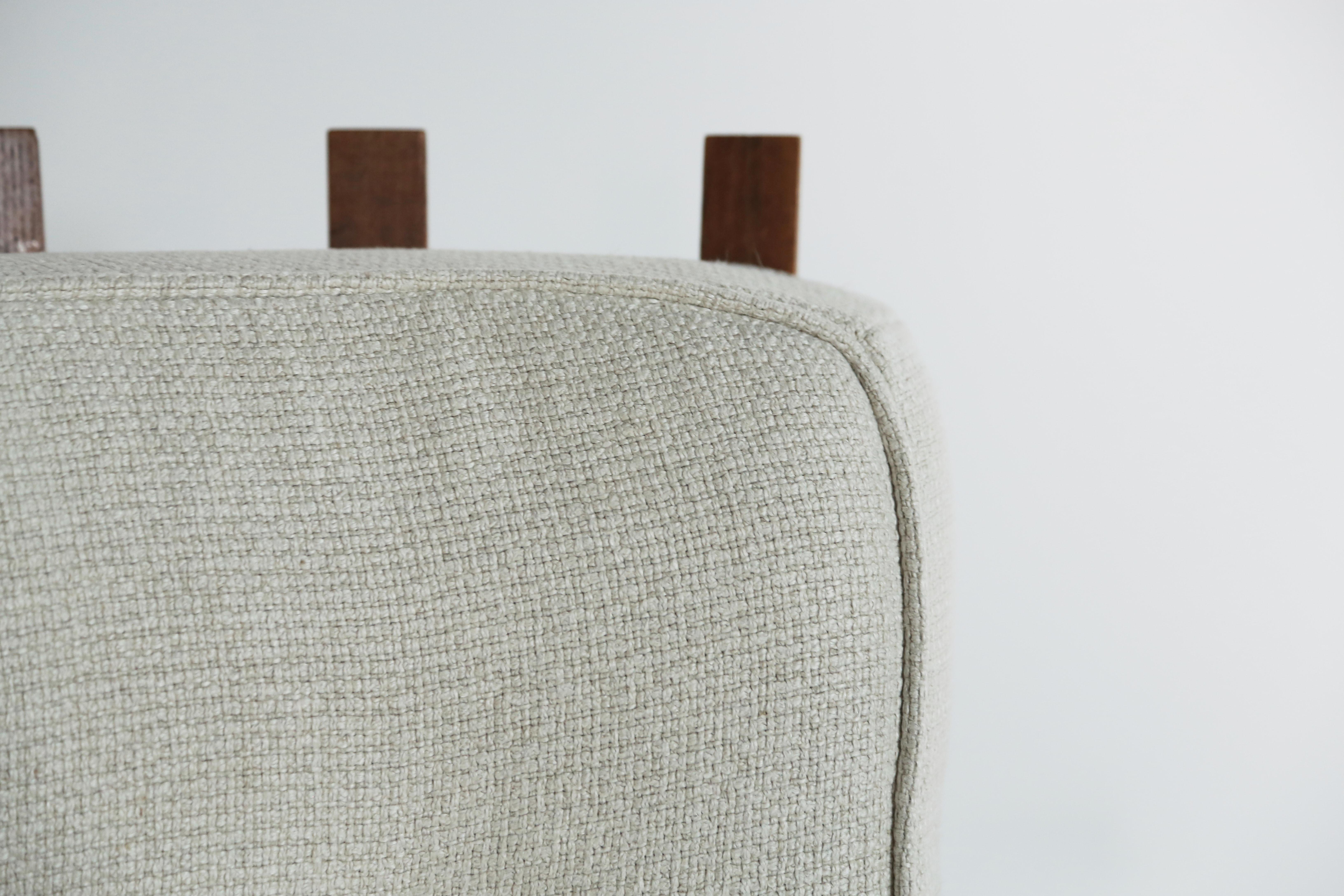 Guillerme et Chambron Oak Tricoteuse Corner Chair, France, 1960s For Sale 3