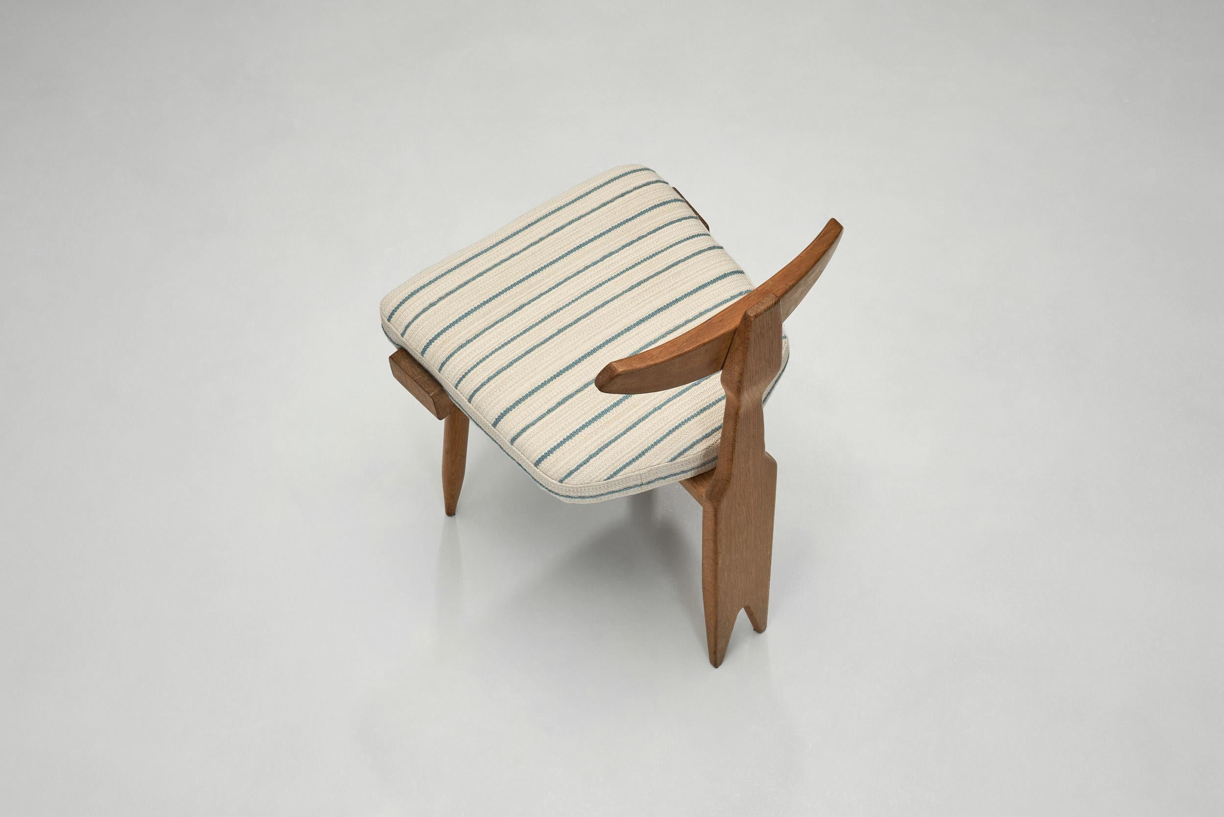 Guillerme et Chambron Oak Tripod Stool for Votre Maison, France ca 1950s For Sale 8