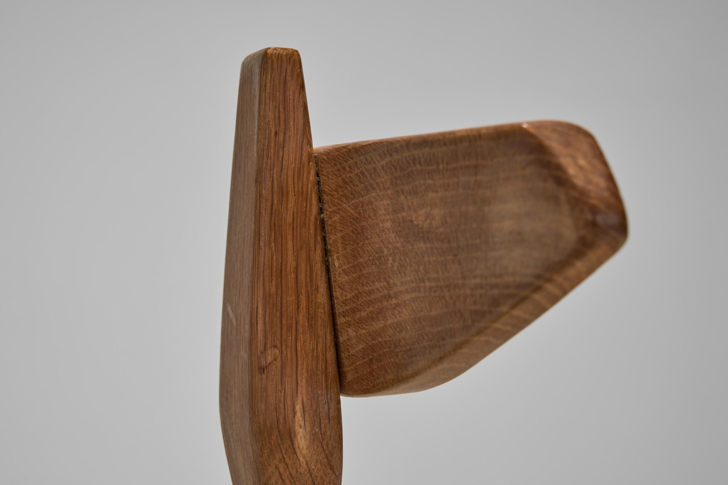 Guillerme et Chambron Oak Tripod Stool for Votre Maison, France ca 1950s For Sale 3