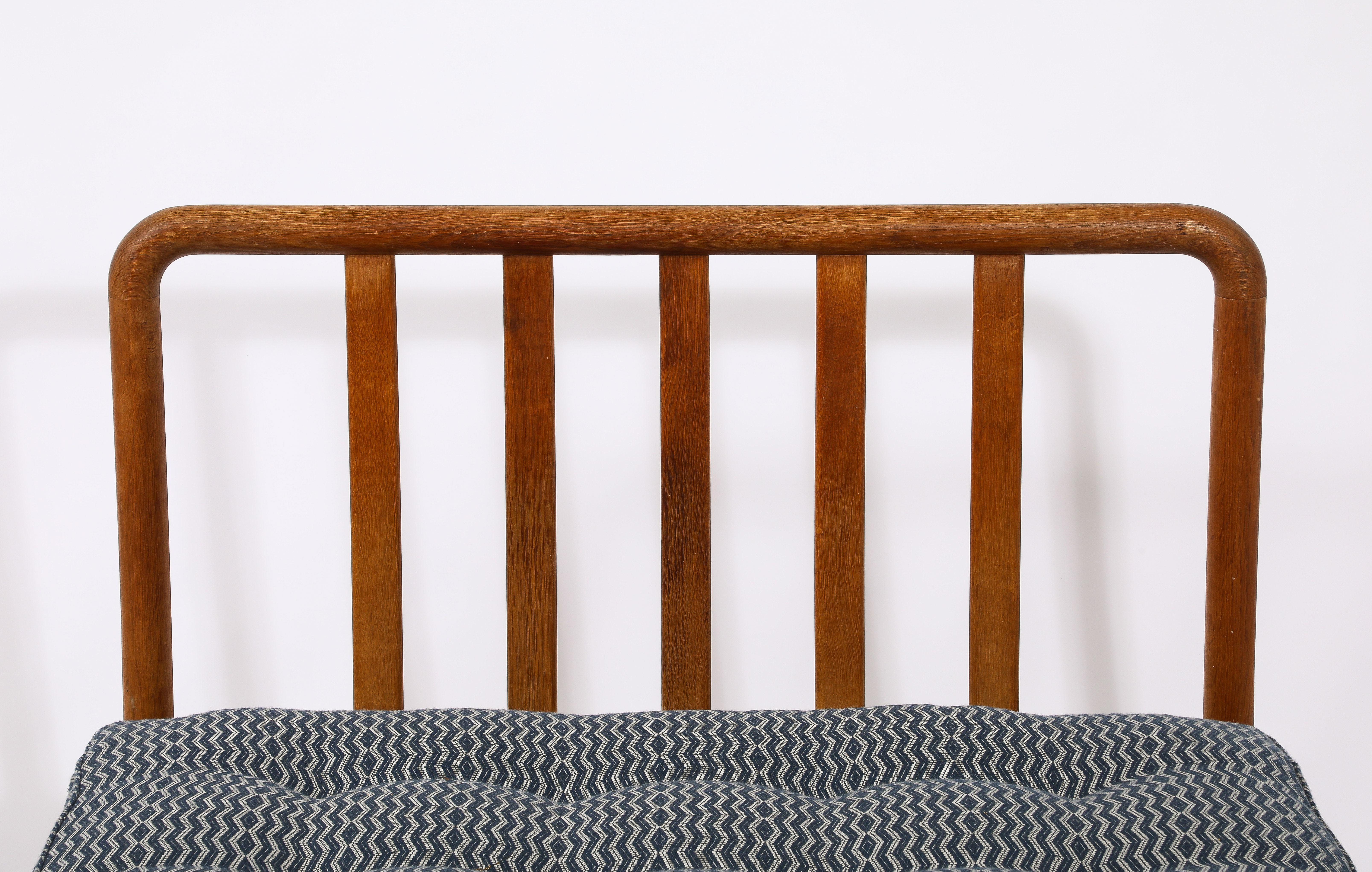 Letto da giorno imbottito in Oak di Guillerme et Chambron, Francia, anni '50 2