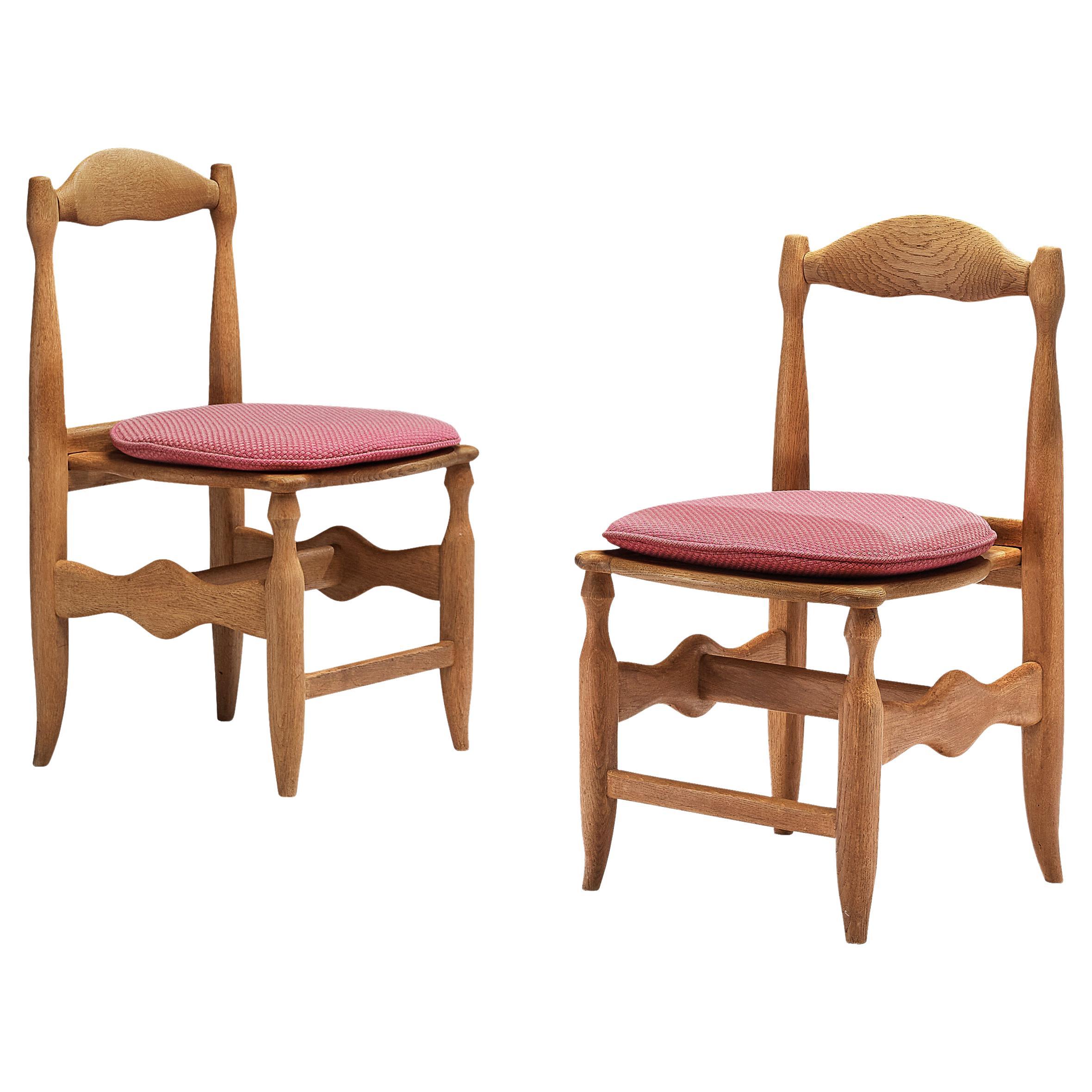 Guillerme et Chambron Pair of Dining Chairs in Oak and Pink Fabric