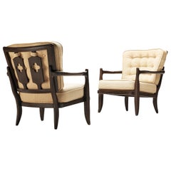 Guillerme & Chambron Pair of Lounge Chairs ‘Jose’ in Oak and Beige Wool 
