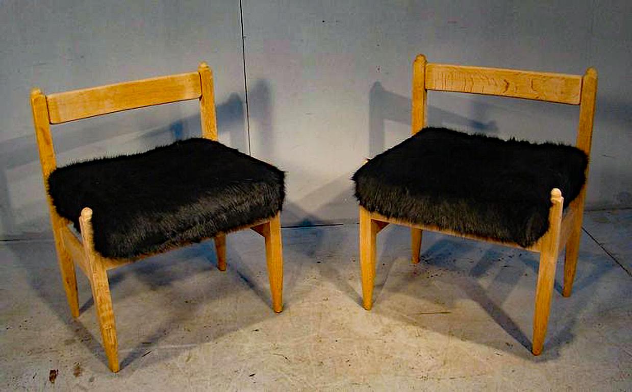 Mid-Century Modern Guillerme et Chambron, pair of oak stool Edited by Votre Maison 1970 For Sale