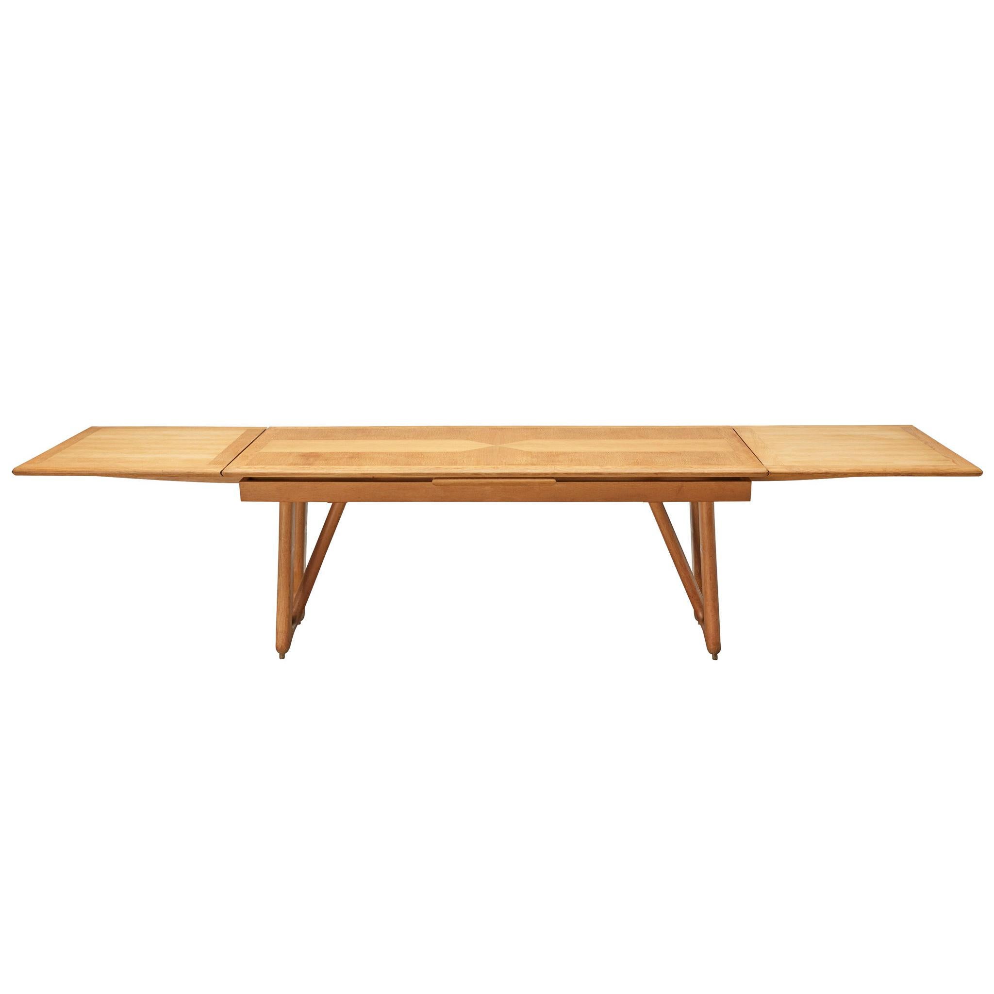 Guillerme et Chambron 'Petronille' Dining Table 