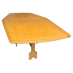 Guillerme et Chambron "Portefeuille" oak table
