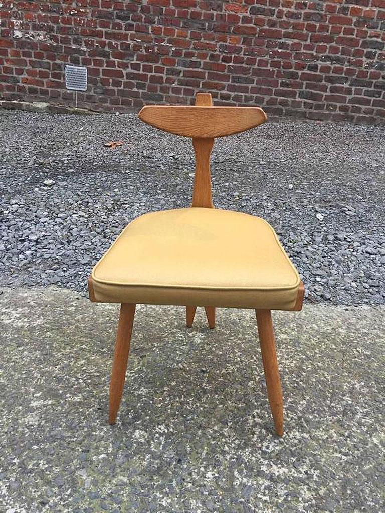 French Guillerme et Chambron, rare tripod chair circa Edition Votre Maison, circa 1960 For Sale