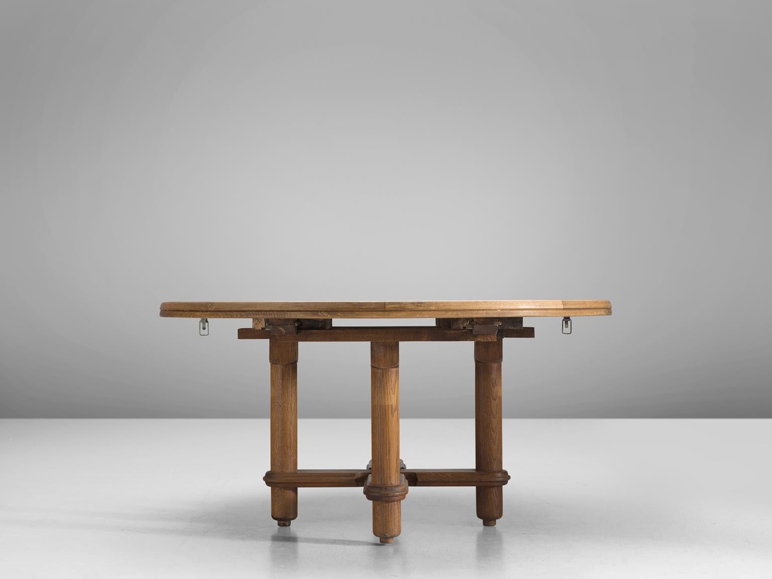 Mid-Century Modern Guillerme et Chambron Round Dining Table in Oak
