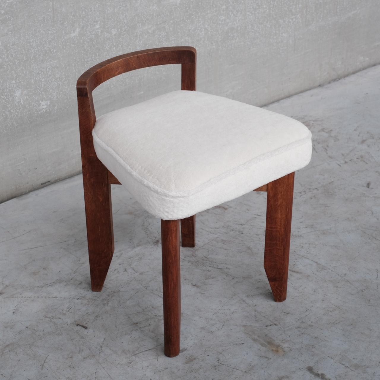 Guillerme et Chambron 'Rubercrin' Mid-Century Oak Stool in Alpaca Fabric In Good Condition In London, GB