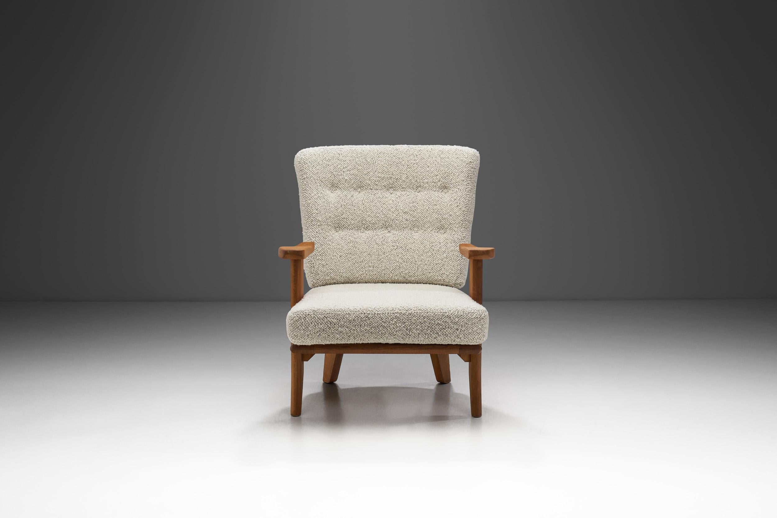 Mid-Century Modern Guillerme et Chambron Sculpted Oak Lounge Chair for Votre Maison, France 1950s