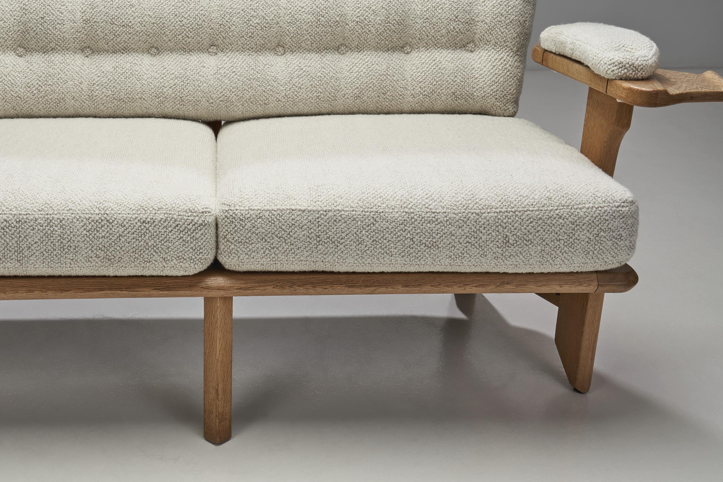 Fabric Guillerme et Chambron Sculpted Oak Two-Seater Sofa for Votre Maison, France 1960 For Sale