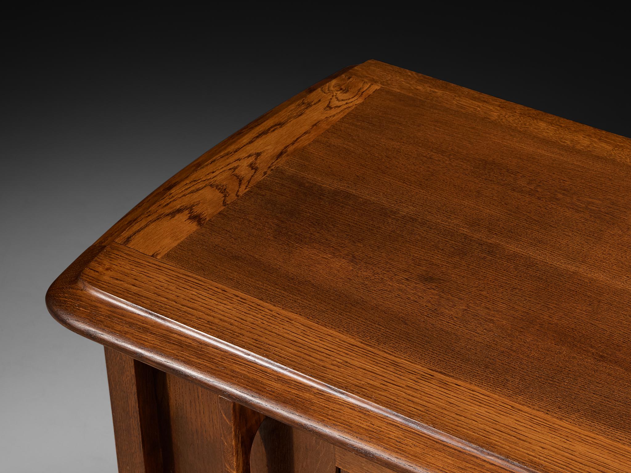 Guillerme et Chambron Sculptural Carved Sideboard in Solid Oak and Brass in vendita 1