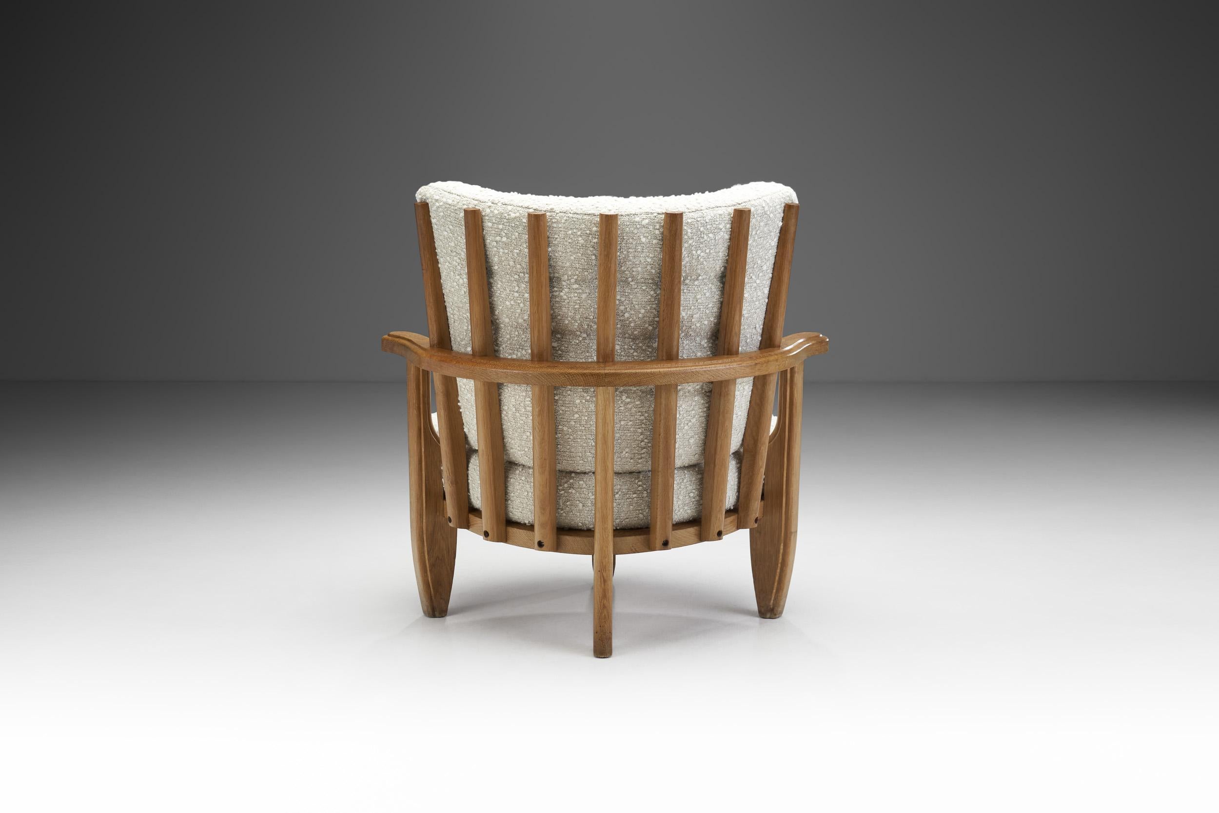 French Guillerme et Chambron Sculptural Oak Chair for Votre Maison, France, 1950s