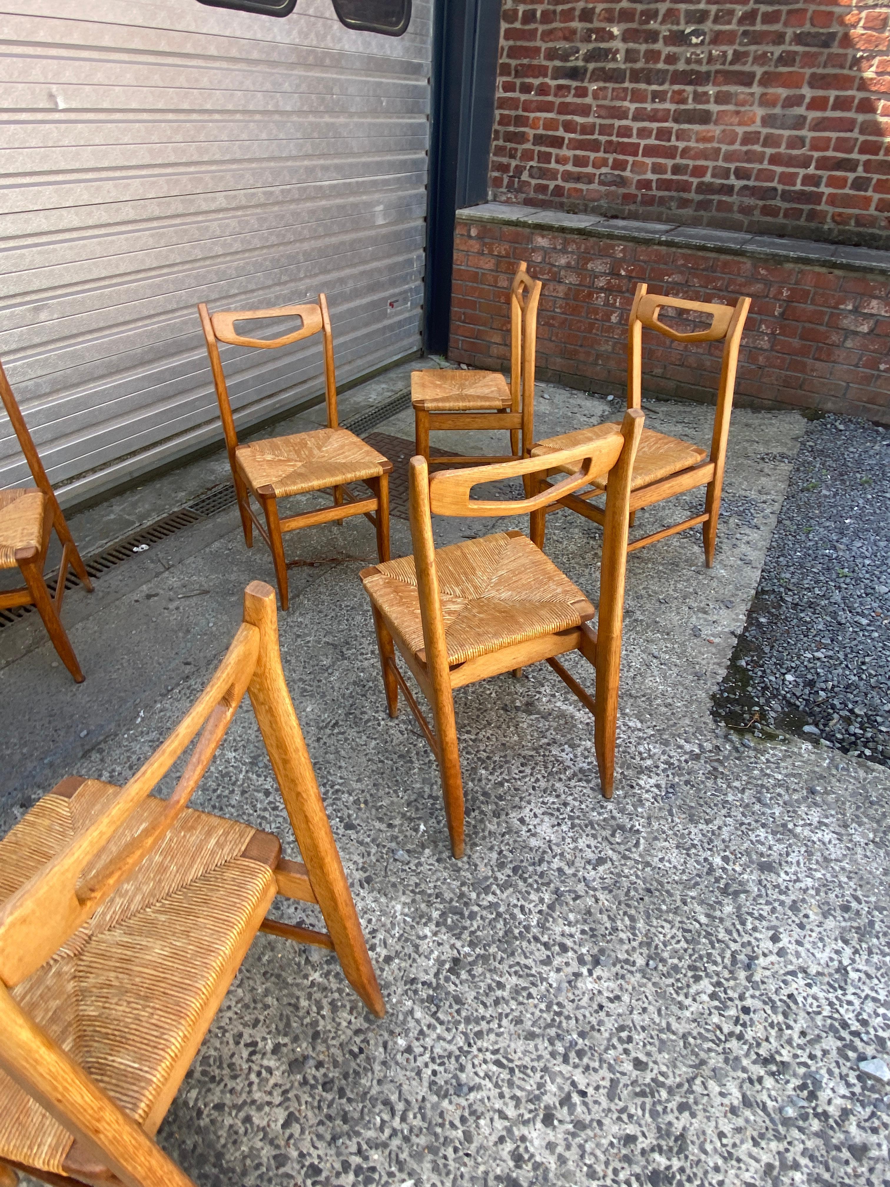 Guillerme et Chambron, Set of 6 Oak Chairs, Edition Votre Maison, circa 1960 In Good Condition For Sale In Mouscron, WHT