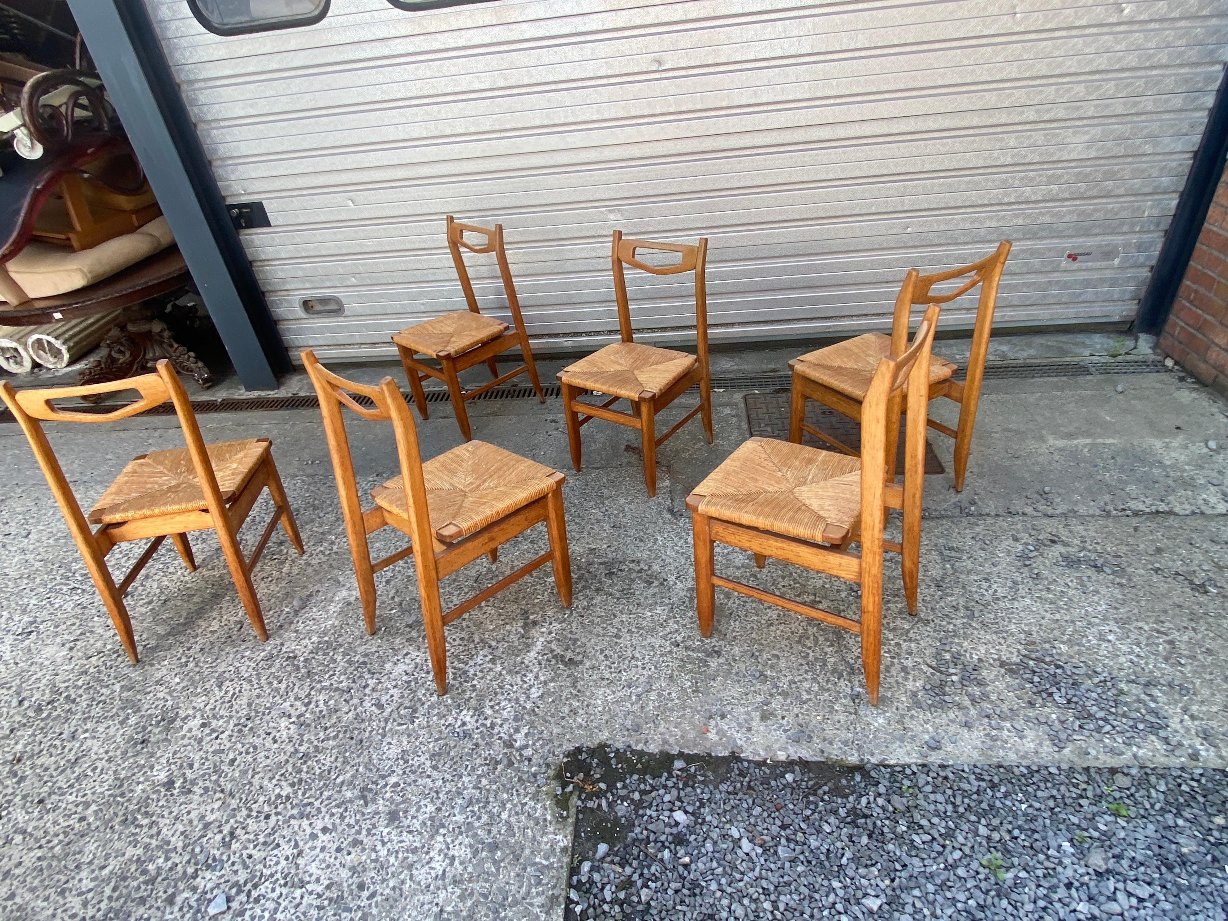 20th Century Guillerme et Chambron, Set of 6 Oak Chairs, Edition Votre Maison, circa 1960 For Sale