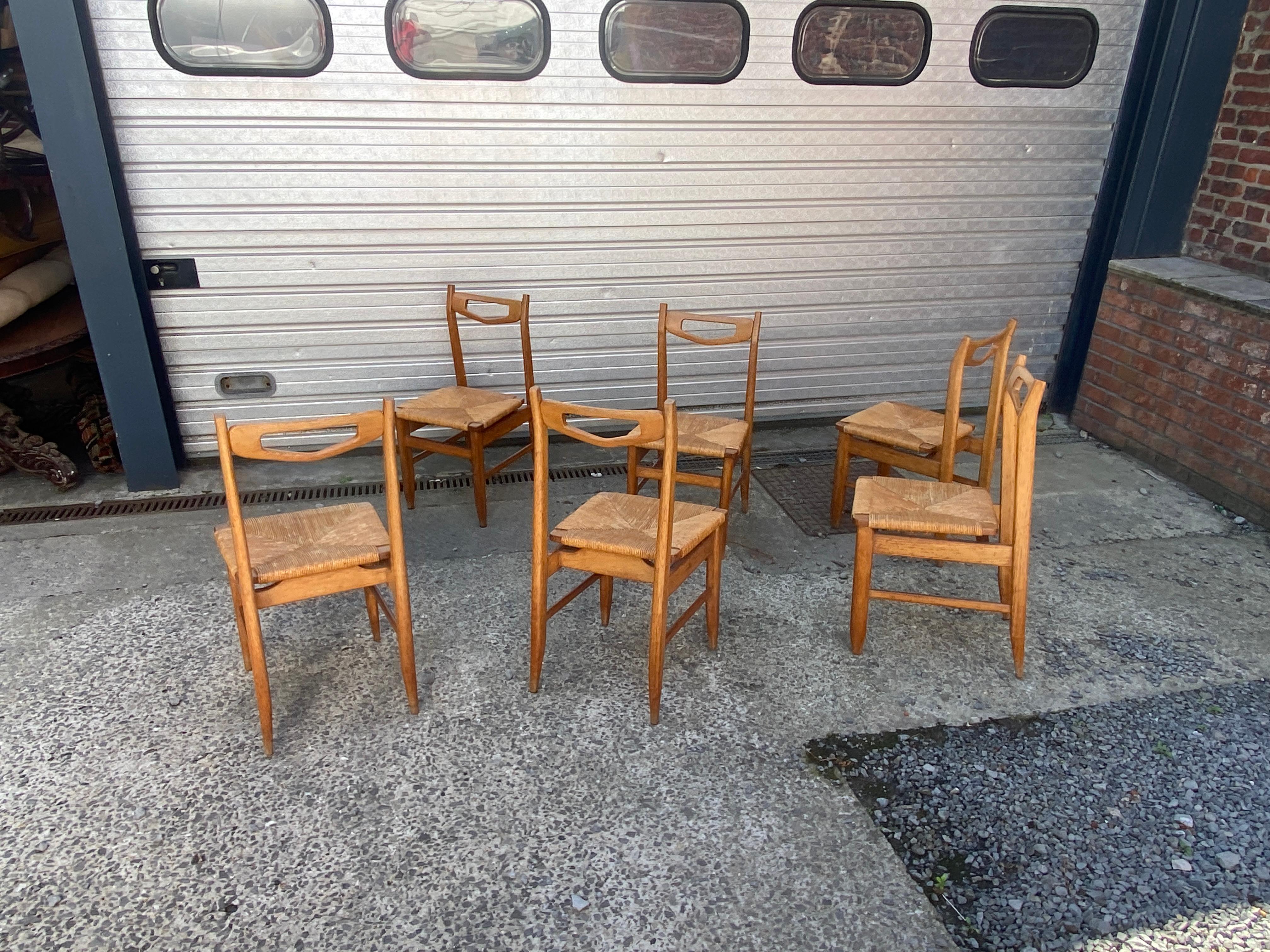 Guillerme et Chambron, Set of 6 Oak Chairs, Edition Votre Maison, circa 1960 For Sale 1
